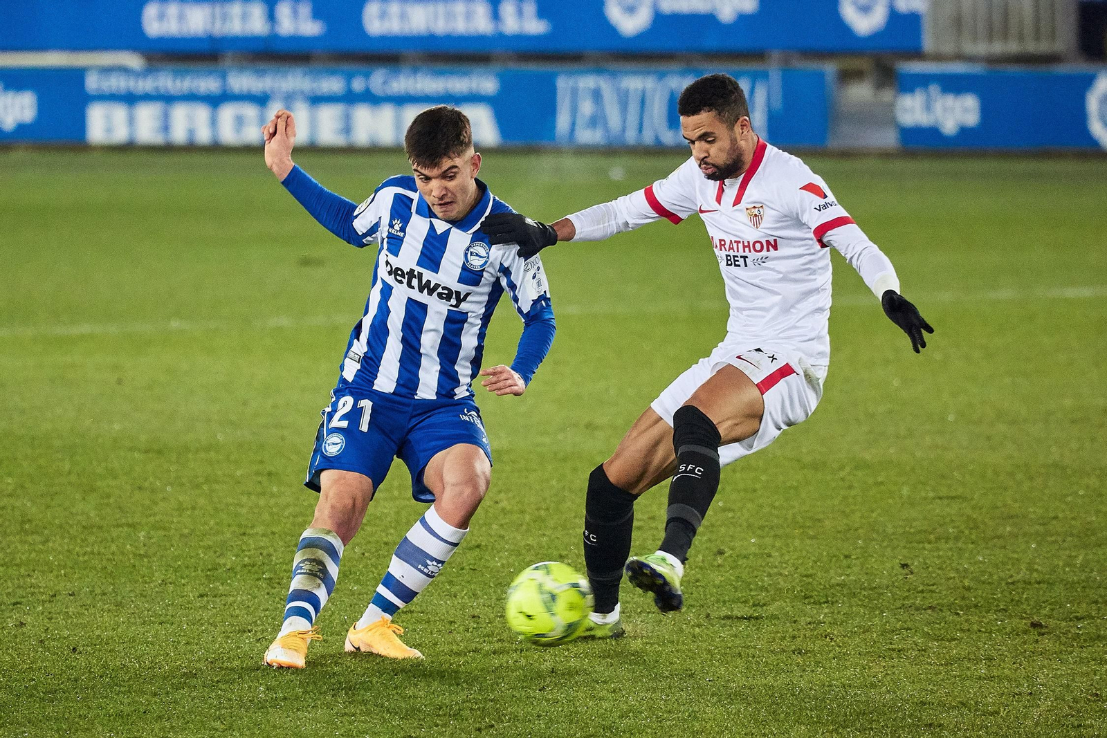 Las imágenes del Alavés-Sevilla