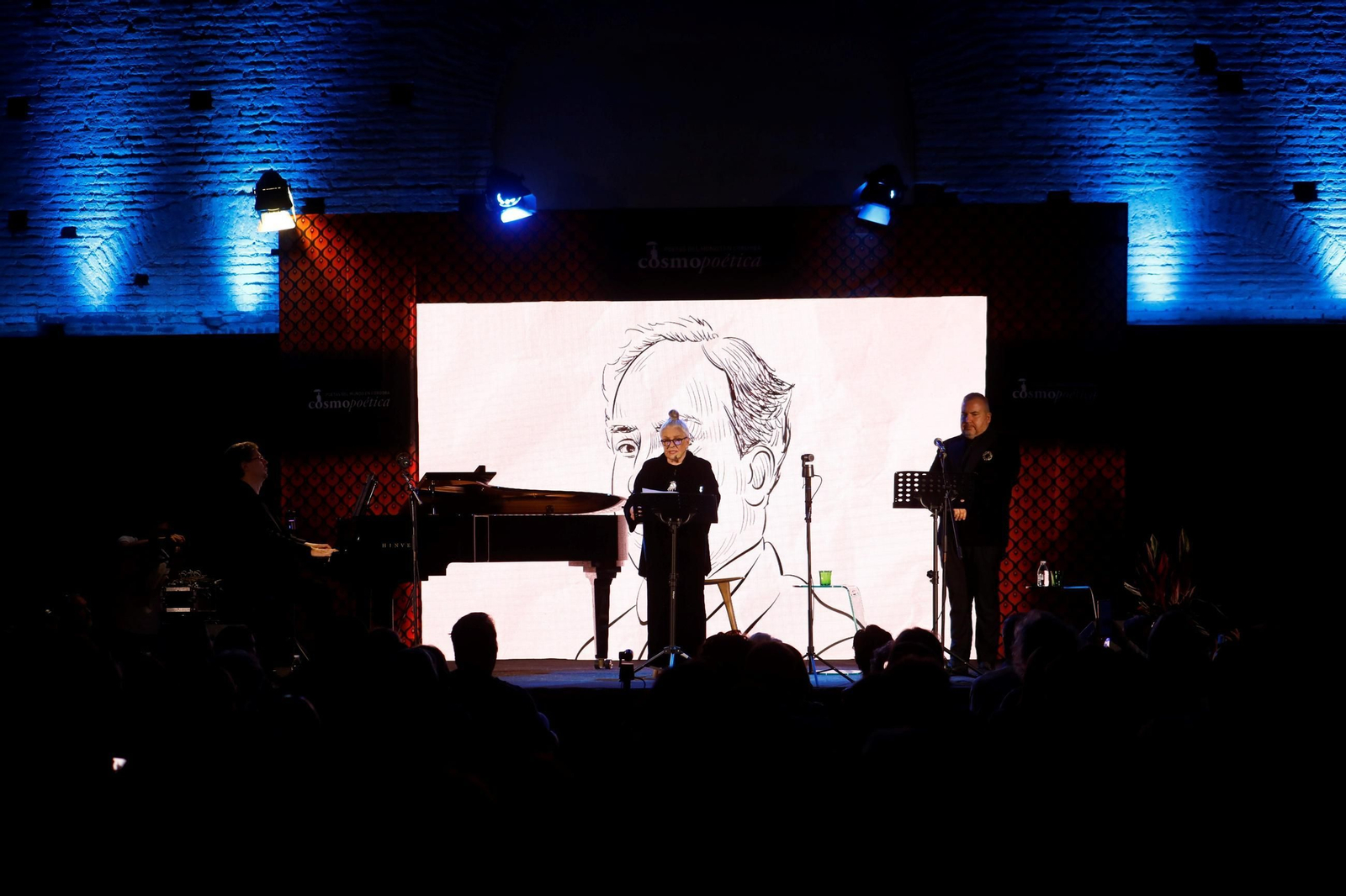 El homenaje de Lola Herrera a sus poetas predilectos en Cosmopoética, en imágenes