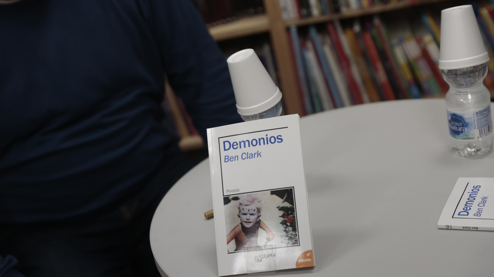 Presentación del poemario "Demonios" de Ben Clark