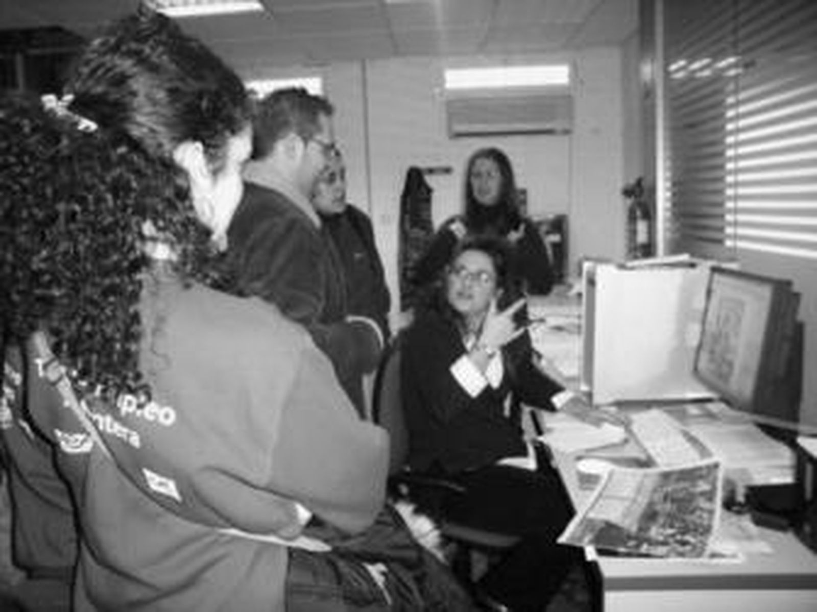 Los alumnos del módulo de diseño, atentos a las explicaciones.