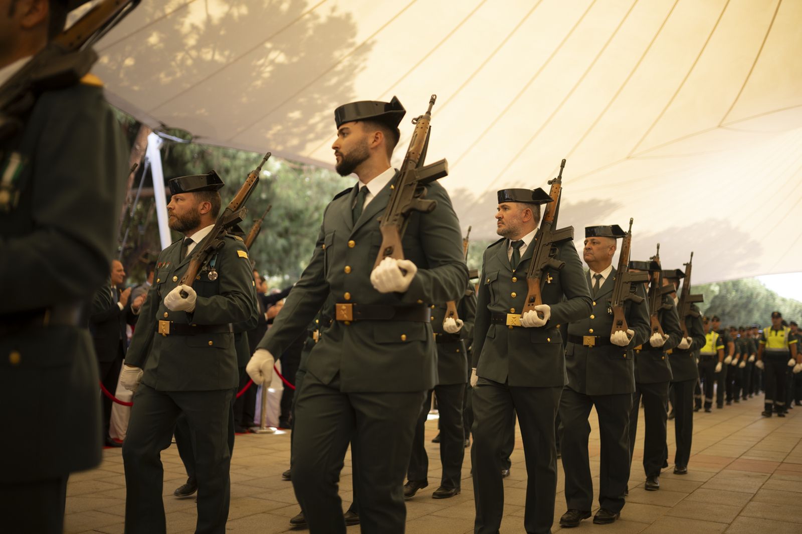 Imágenes de los actos de celebración de la festividad de la patrona de la Guardia Civil, la Virgen del Pilar.