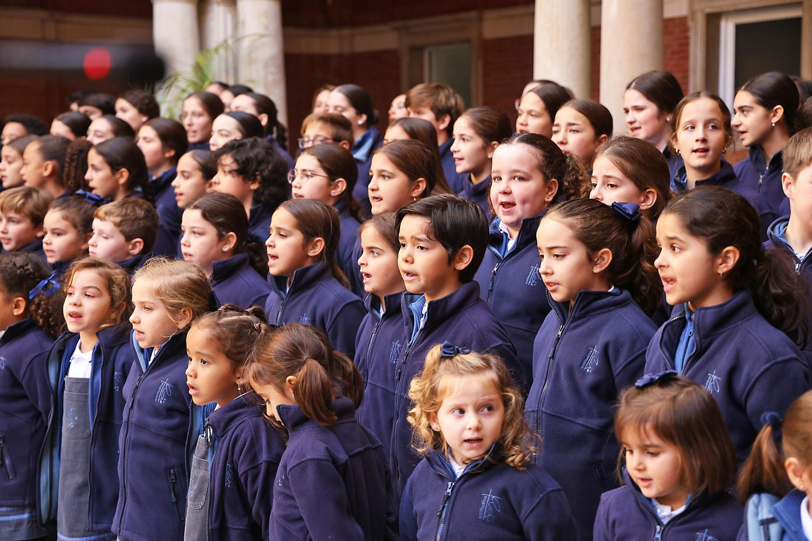 Imágenes de la inauguración del Belén del Ayuntamiento de Huelva