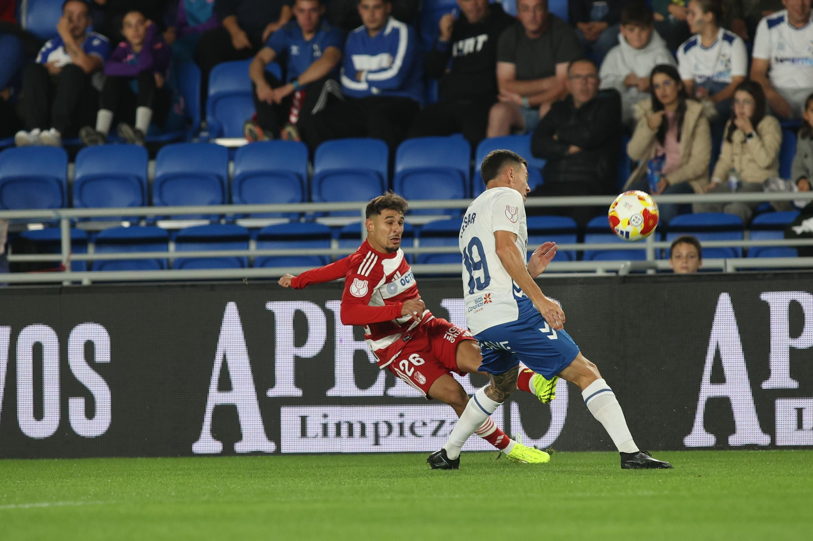 Las mejores imágenes del CD Tenerife-Granada de Copa del Rey