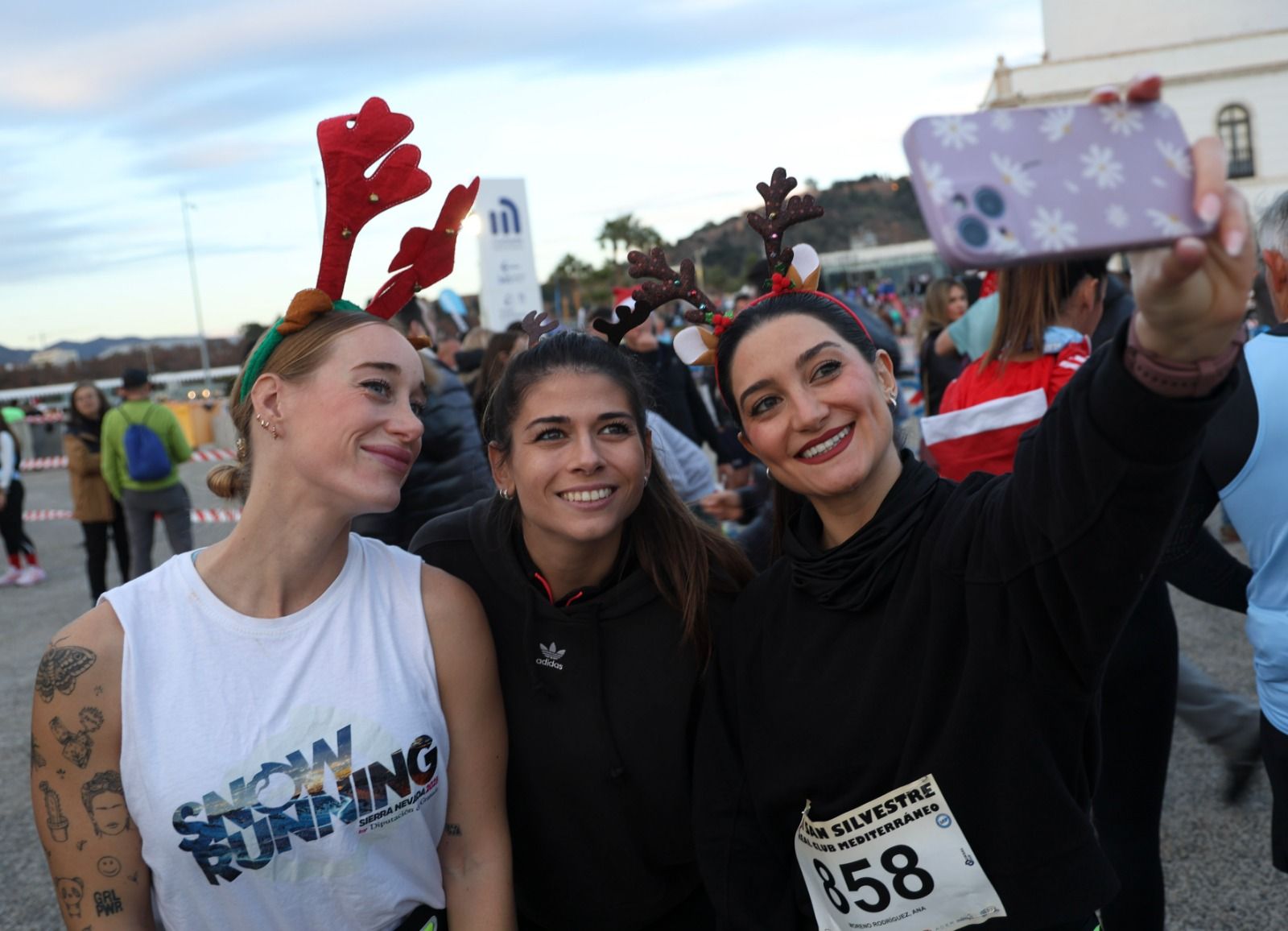 Las fotos de la San Silvestre del Real Club Mediterráneo en Málaga