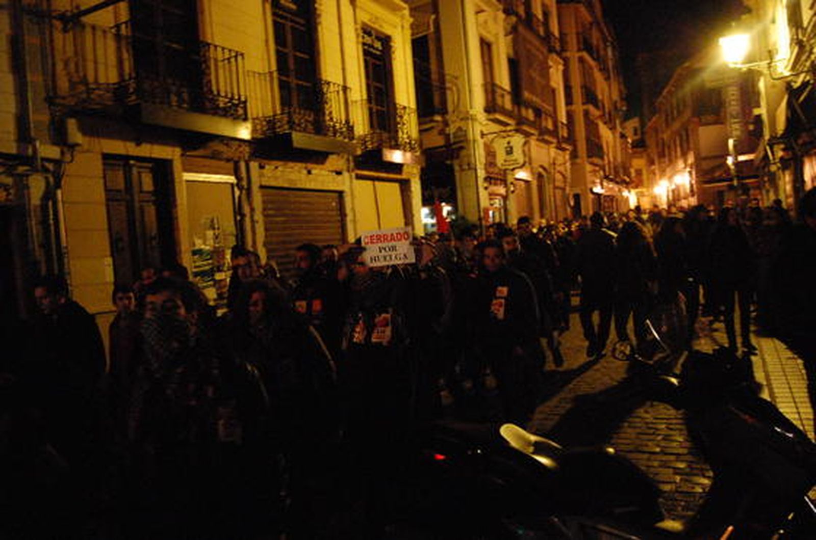 Las imágenes de la huelga general en Granada