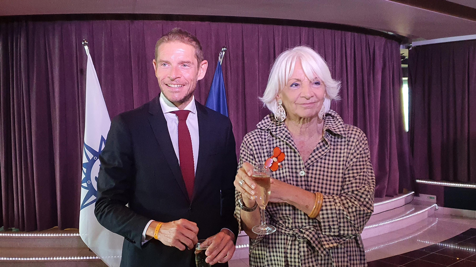 Imágenes del acto de inauguración de la nueva ruta del MSC Orchestra con parada en Cádiz