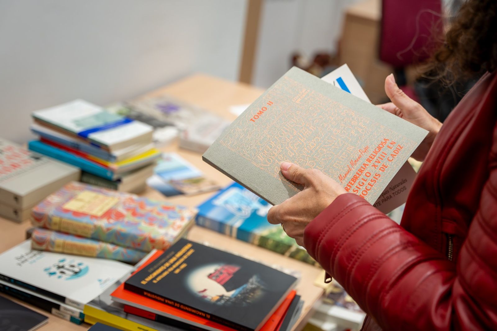 Los títulos proceden de las colecciones de Diputación.