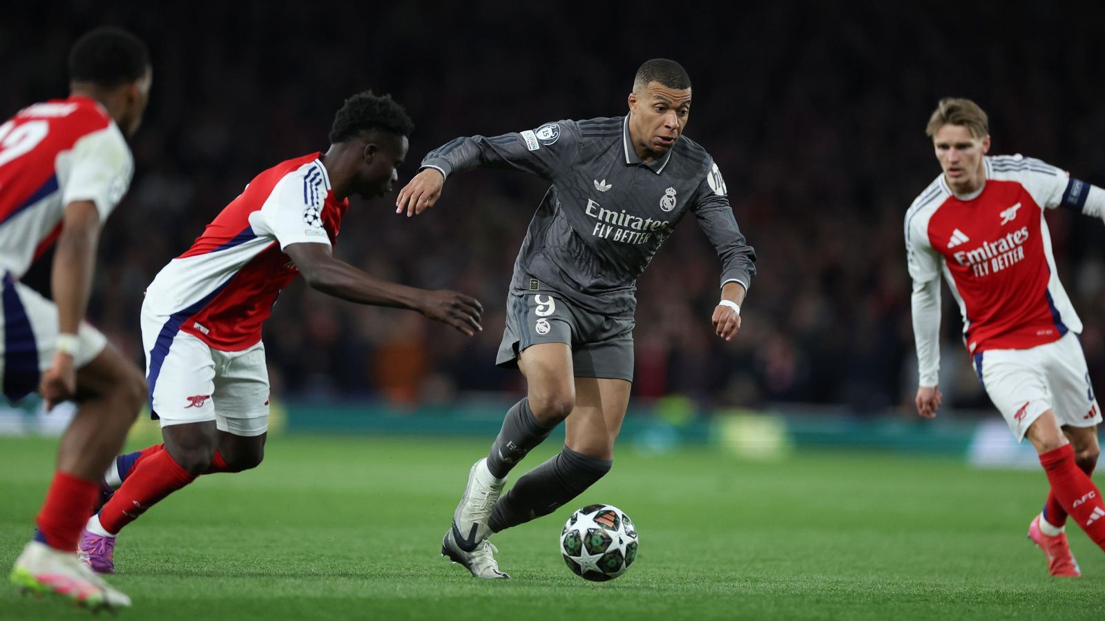 Las mejores fotos del Arsenal - Real Madrid