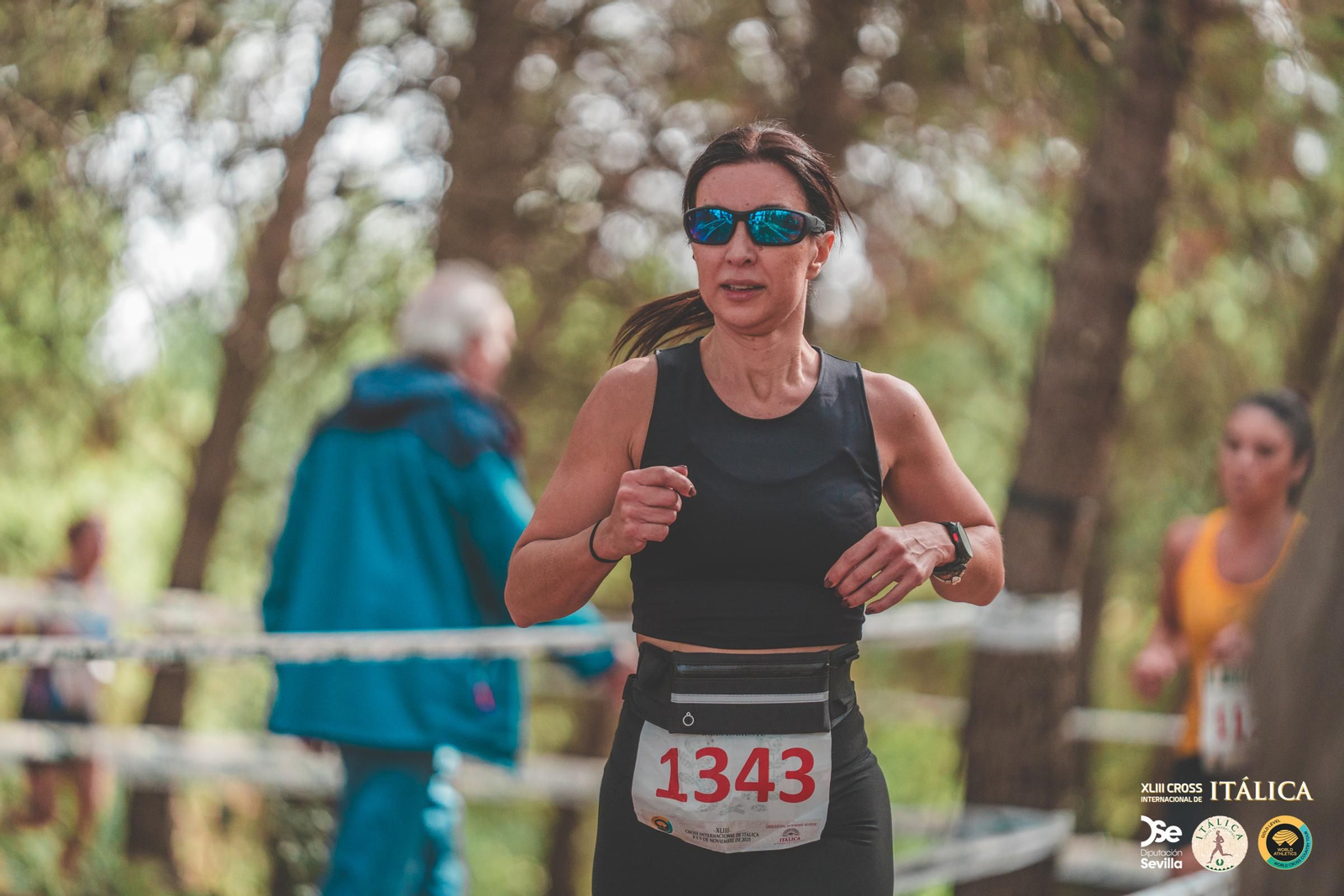 Búscate en las fotos del Cross de Itálica 2025 | 1