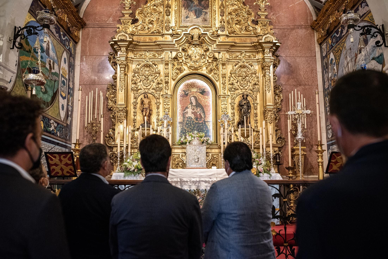 Imágenes de las ofrendas institucionales a la Virgen de La Cinta