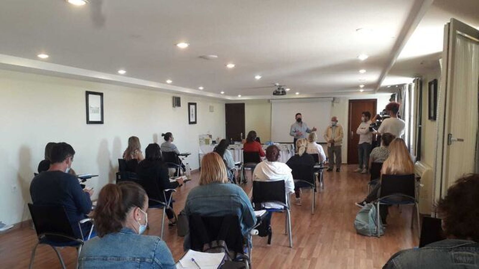 Un grupo de alumnos reciben formación en un aula de Chiclana