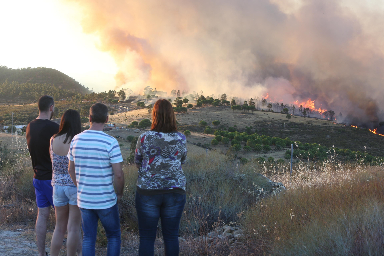 El incendio de Riotinto en imágenes