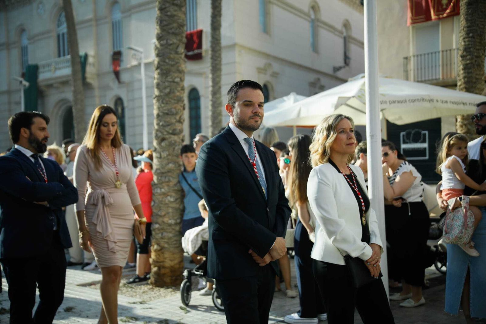 Imágenes de la procesión del Corpus Christi en Almería: así han sido la misa y la posterior marcha por la capital