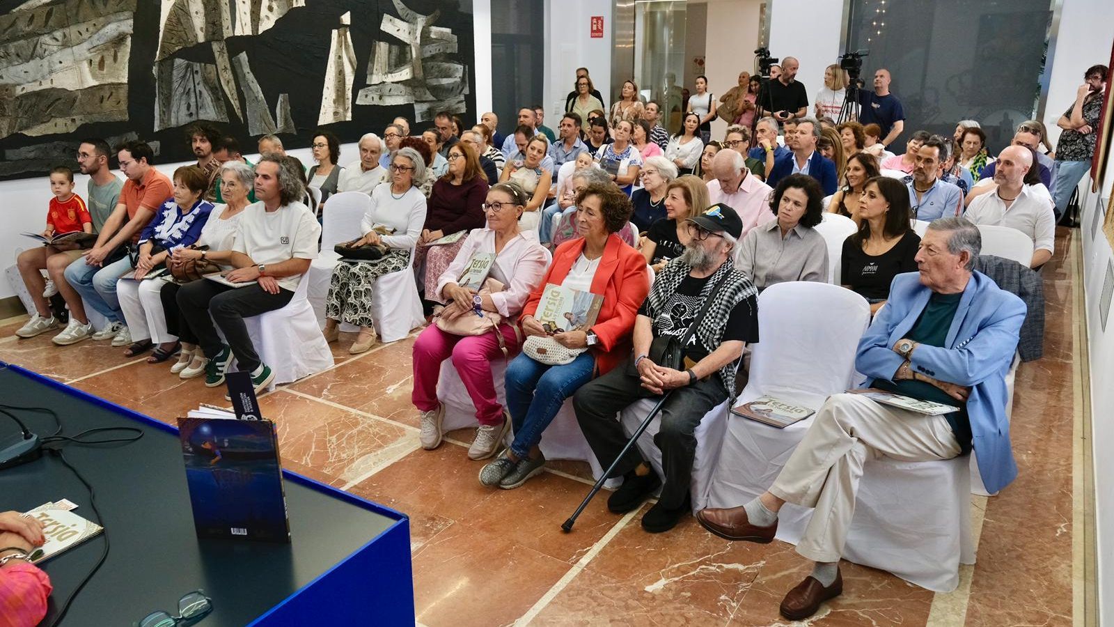 Público asistente a la presentación del libro 'Tersia, la Tartesia'.