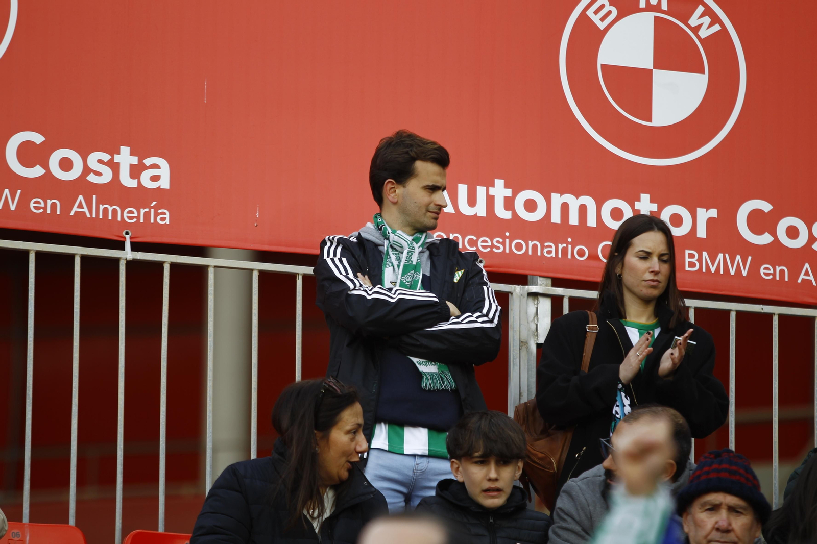 Imágenes del partido de fútbol U.D. Almería-Real Betis Balompié