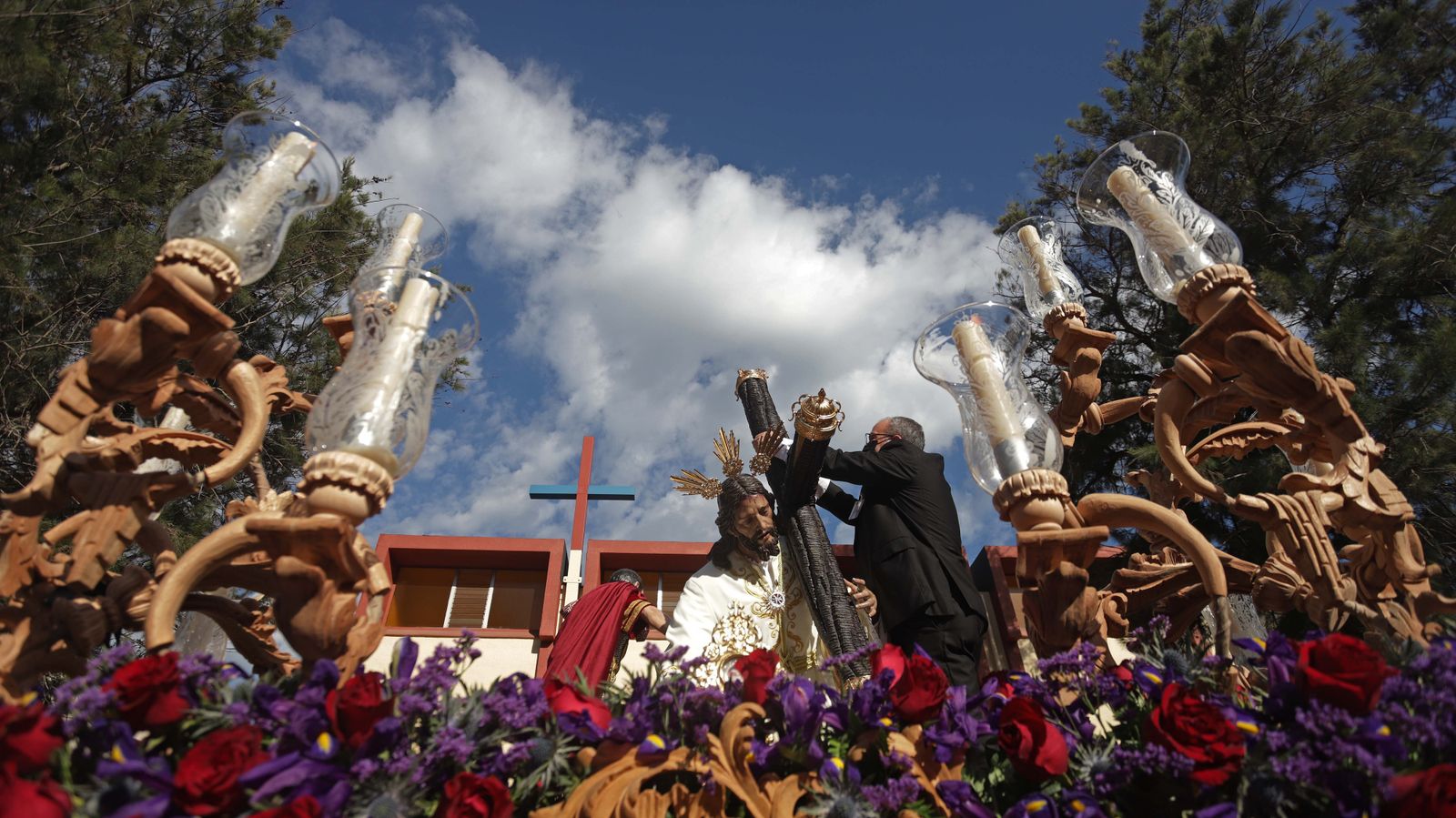 Fotos del Jueves Santo en Algeciras: Las Tres Caídas