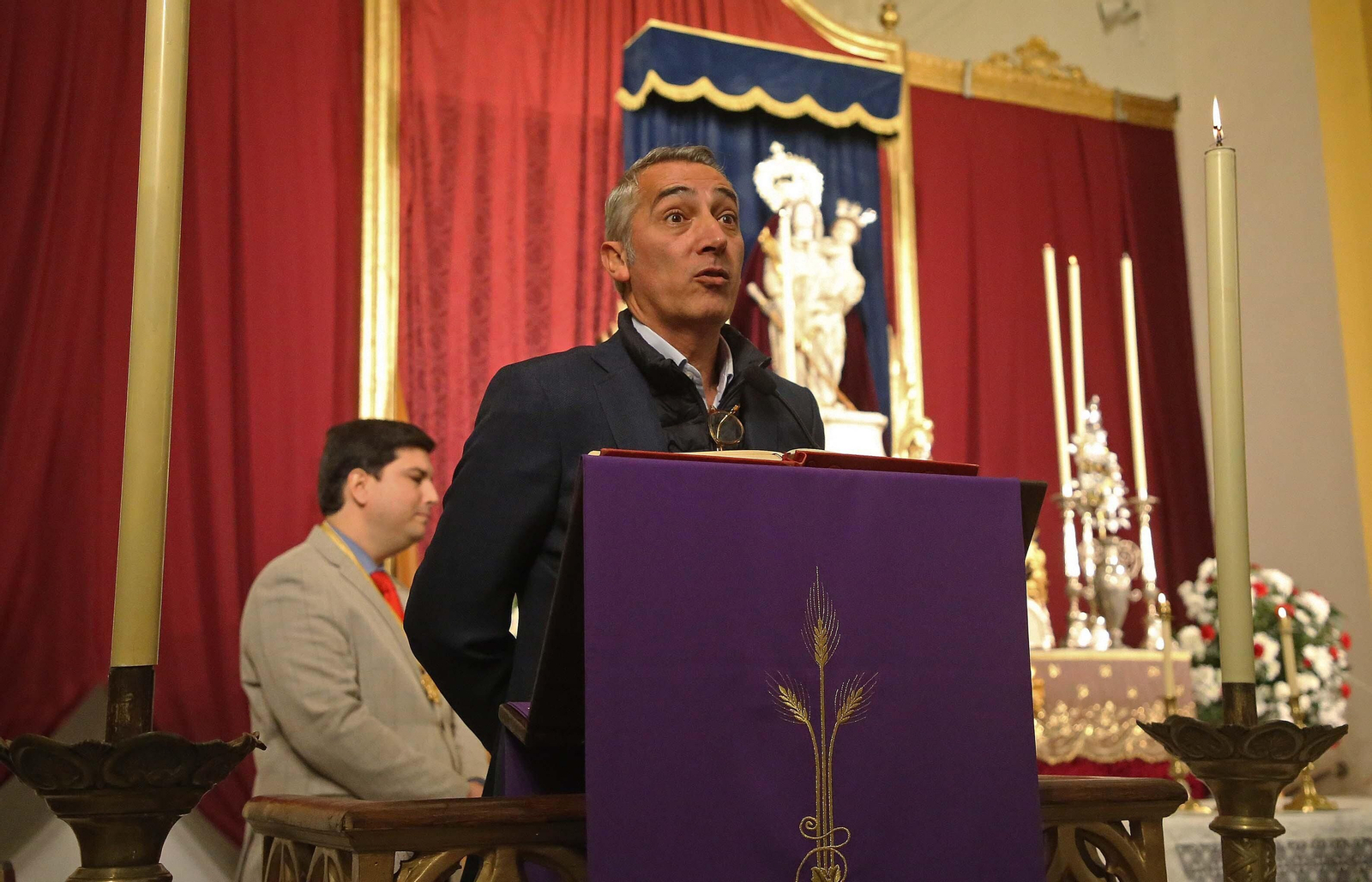 La ofrenda floral del Algeciras CF a la Virgen de la Palma, en imágenes