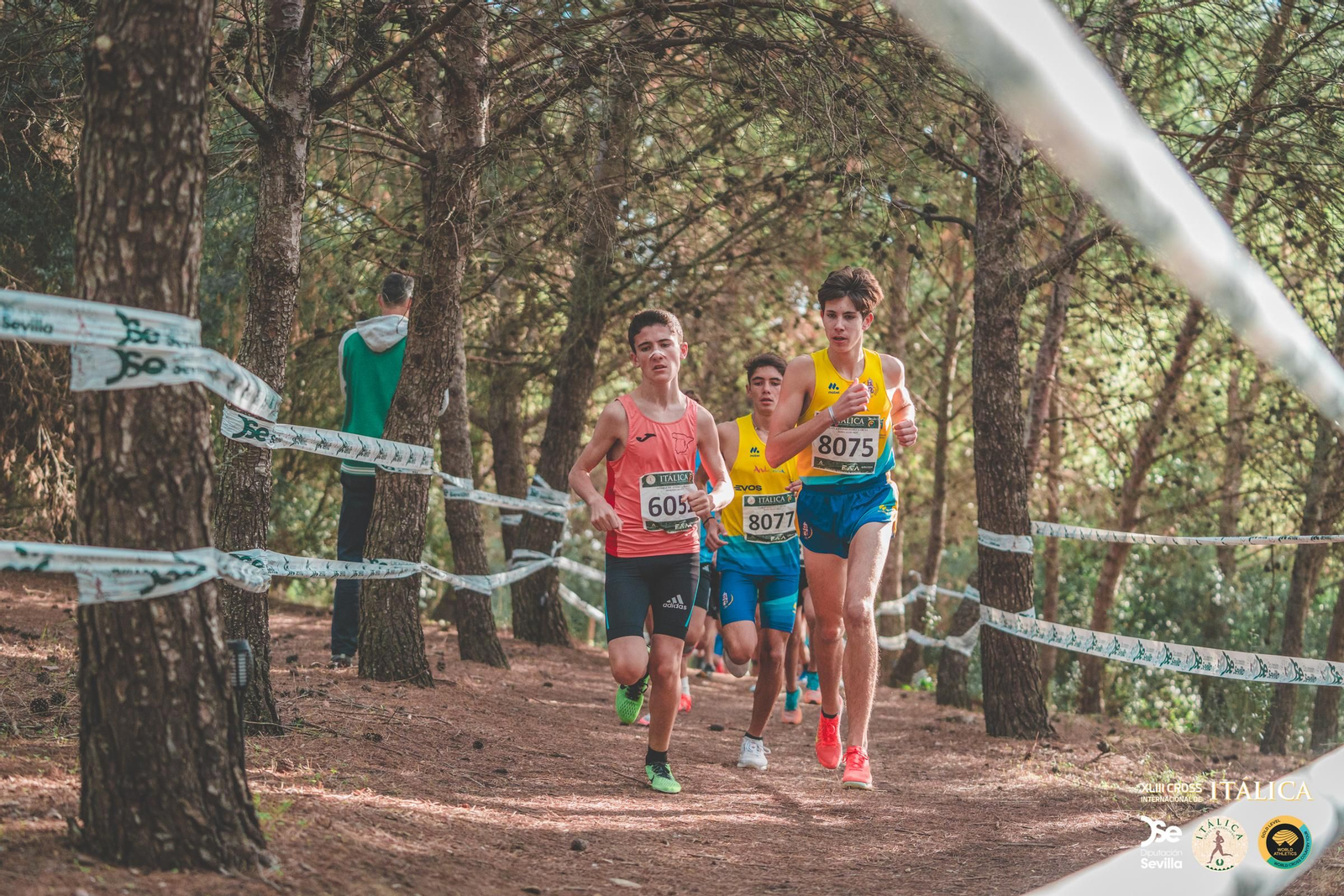 Búscate en las fotos del Cross de Itálica 2025 | 6