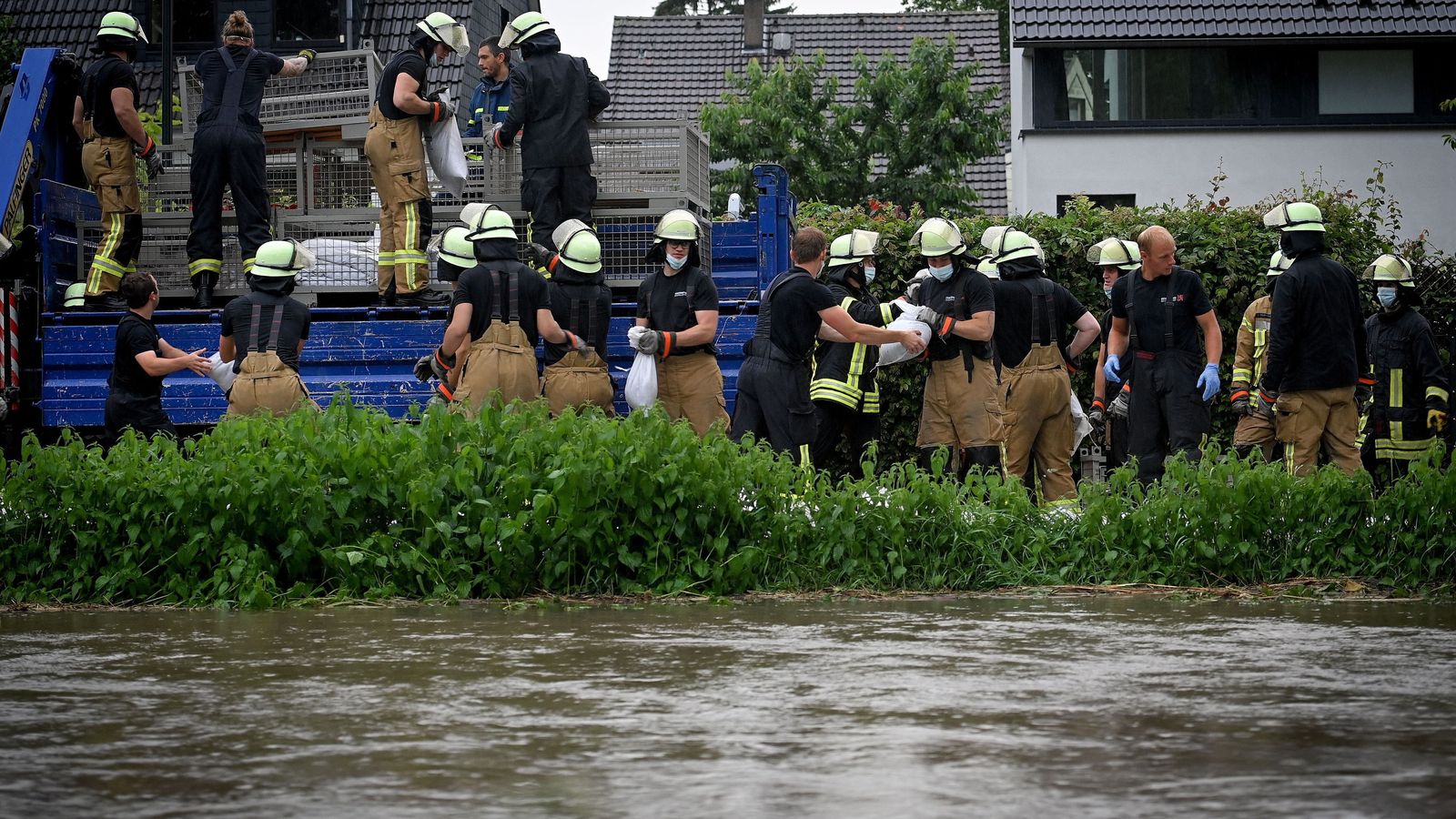 El temporal provoca daños materiales y, al menos, seis muertos en Alemania.