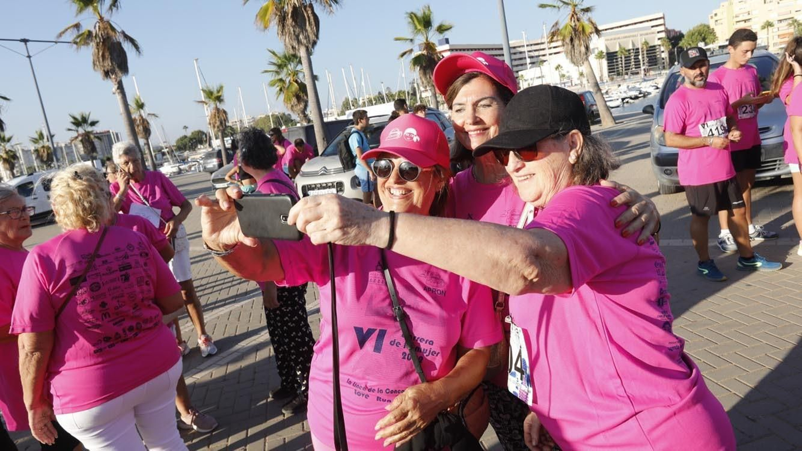 Fotos de la VI Carrera por la Mujer a beneficio de Apron
