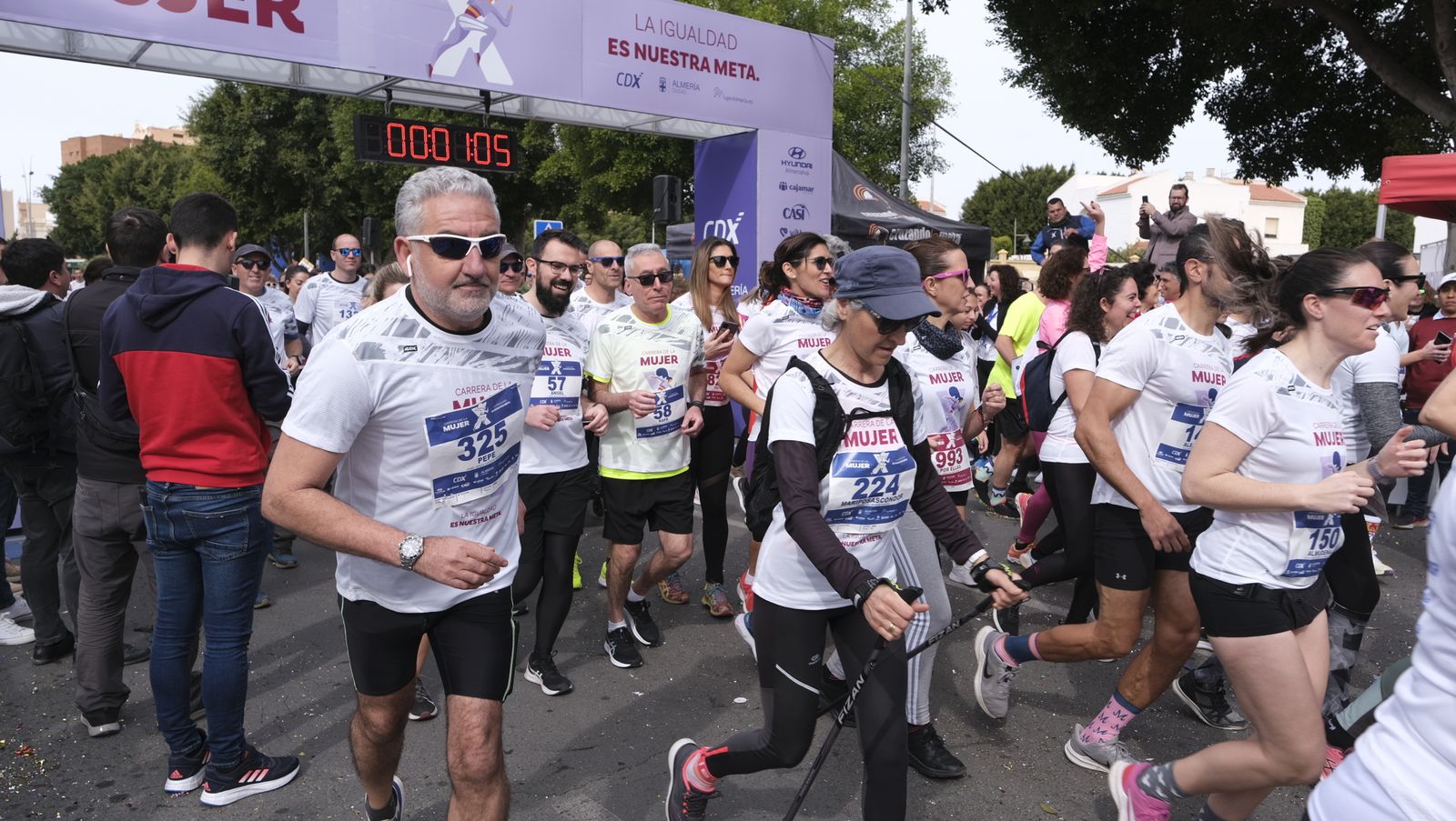 Imágenes de la Carrera de la Mujer 2023 en Almería