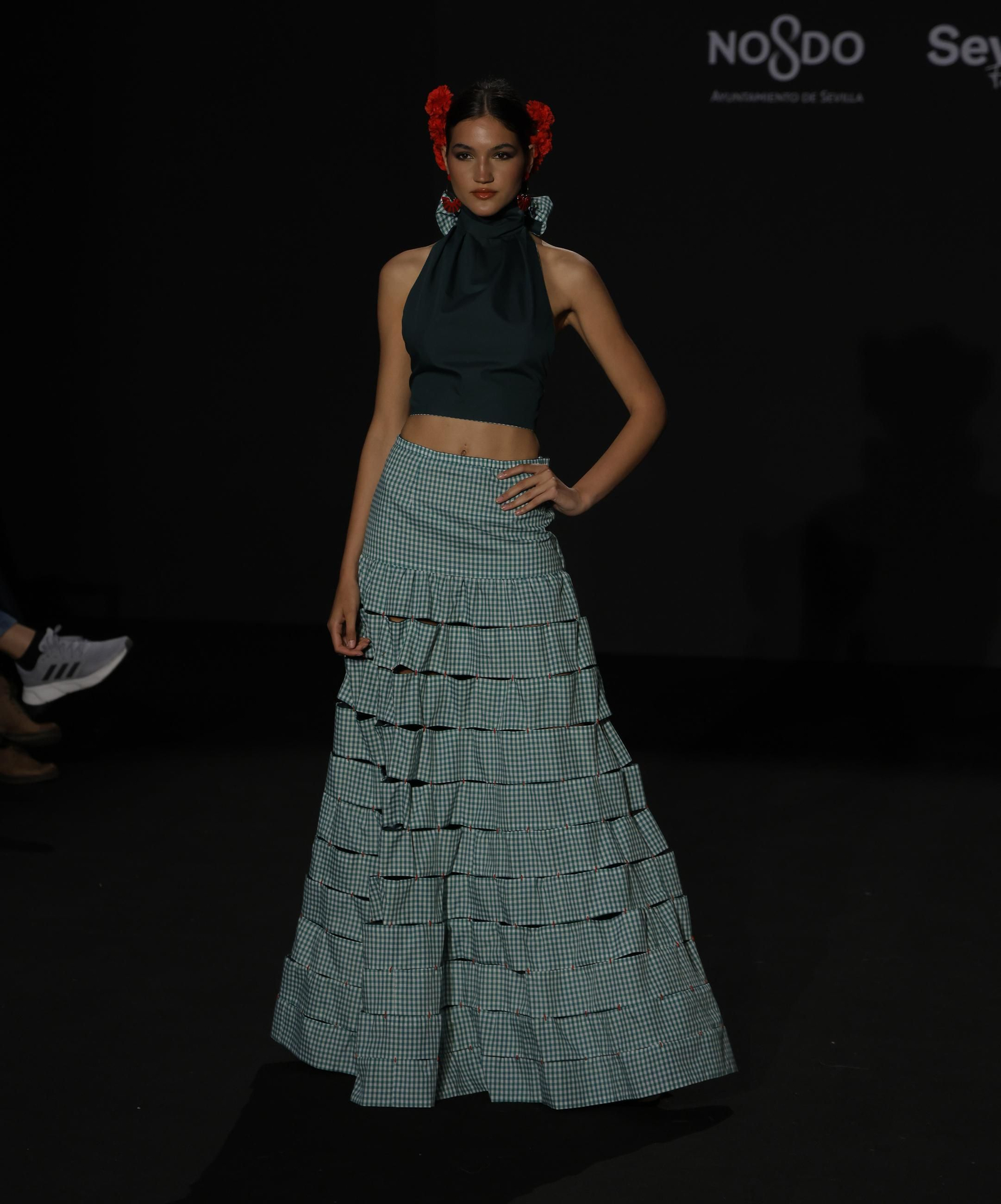 Emprende Lunares, el desfile de moda flamenca de Rubén Troya, que anticipa la Feria de Abril: todas las fotos.