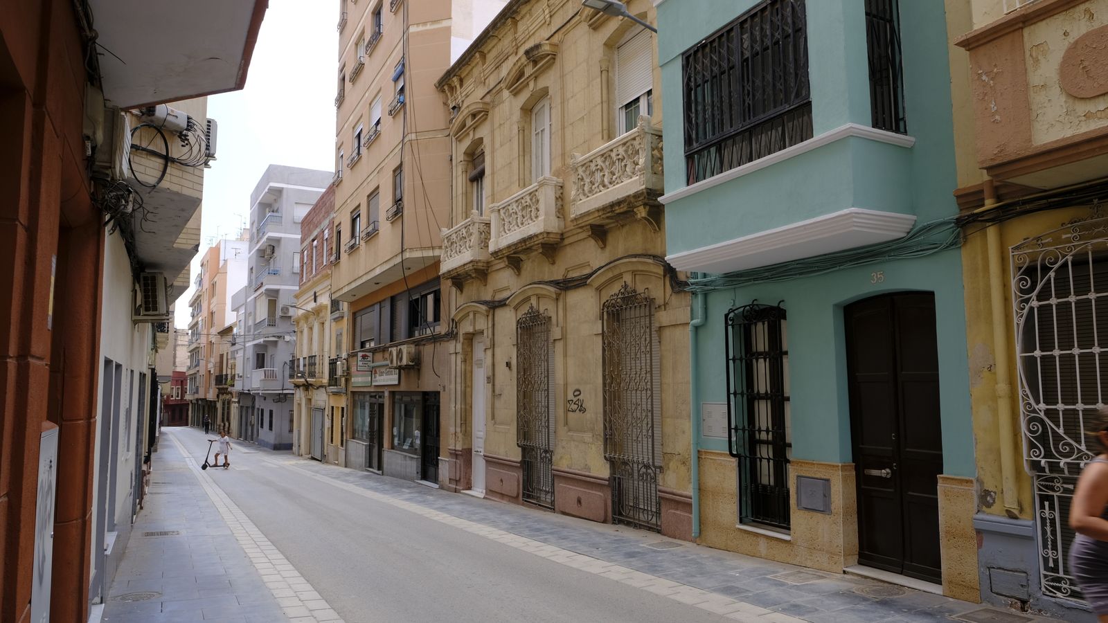 Calle Regocijos de la capital