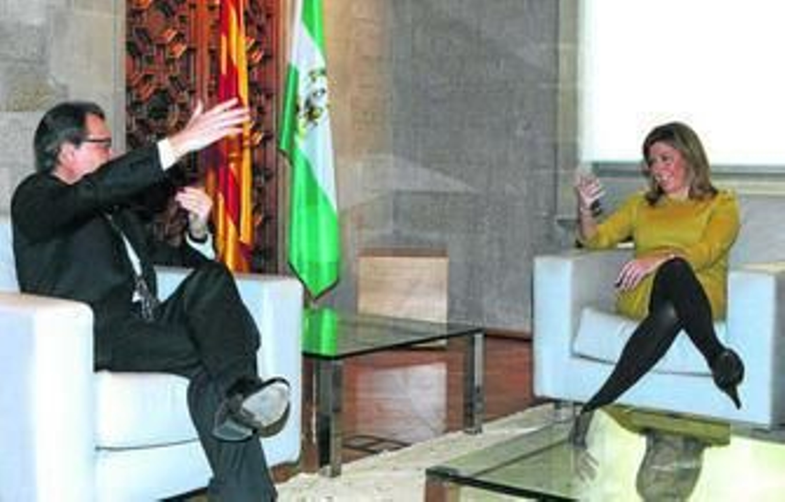 Artur Mas y Susana Díaz, en un momento de su encuentro, ayer en el Palau de San Jaume.