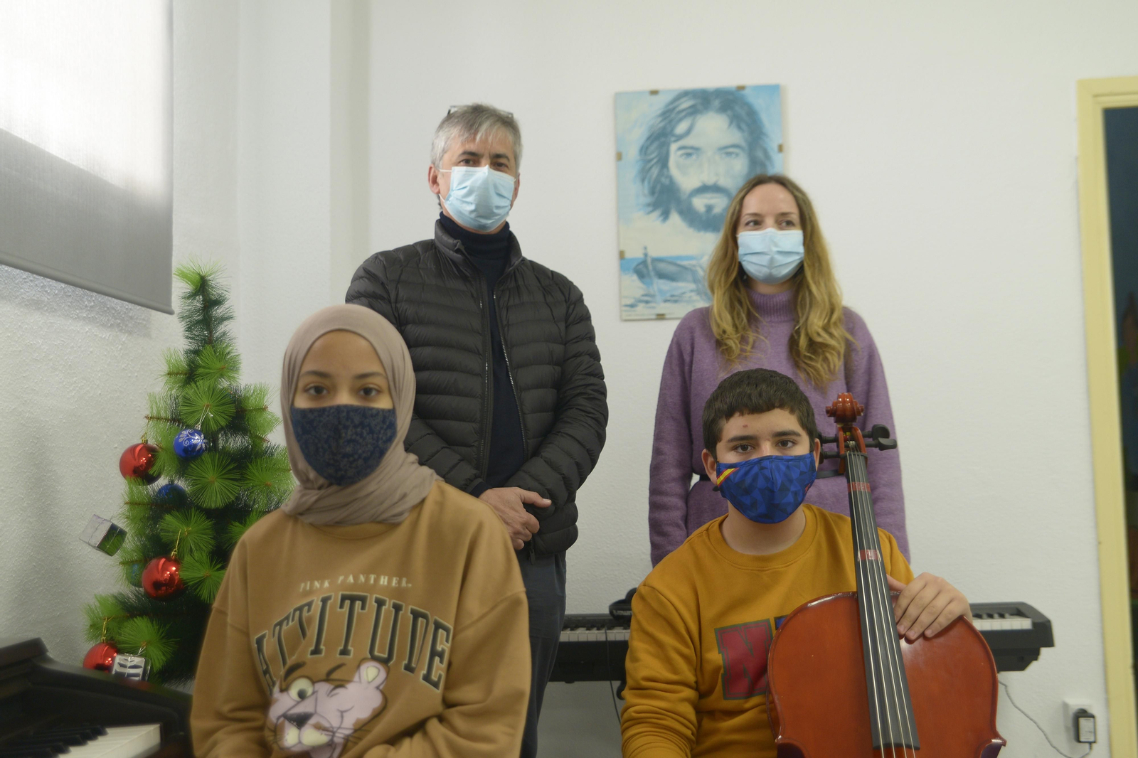 Fotos de la escuela de música de Barrio Vivo en la barriada de La Piñera