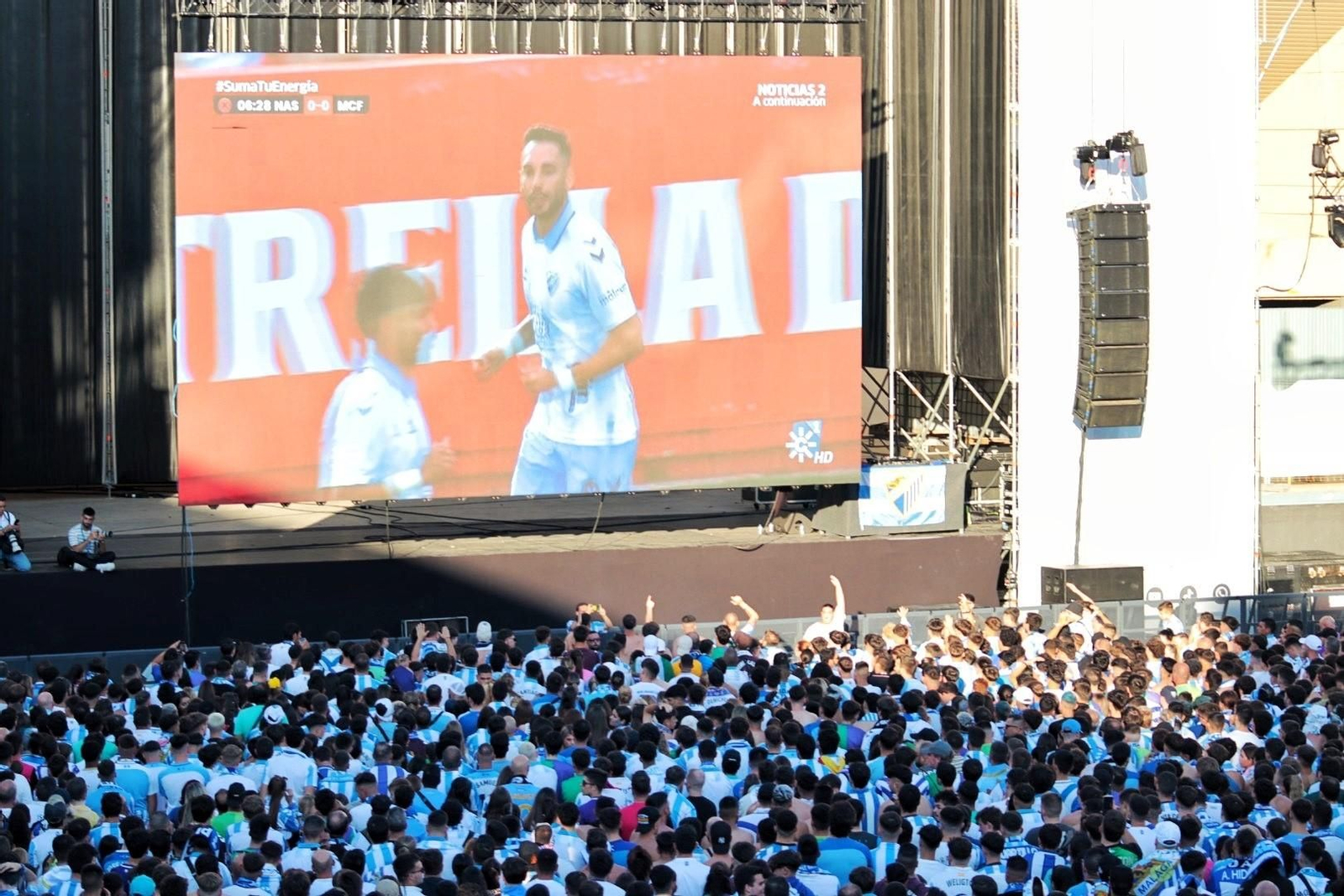 La madrugada interminable con la que Málaga celebró el ascenso