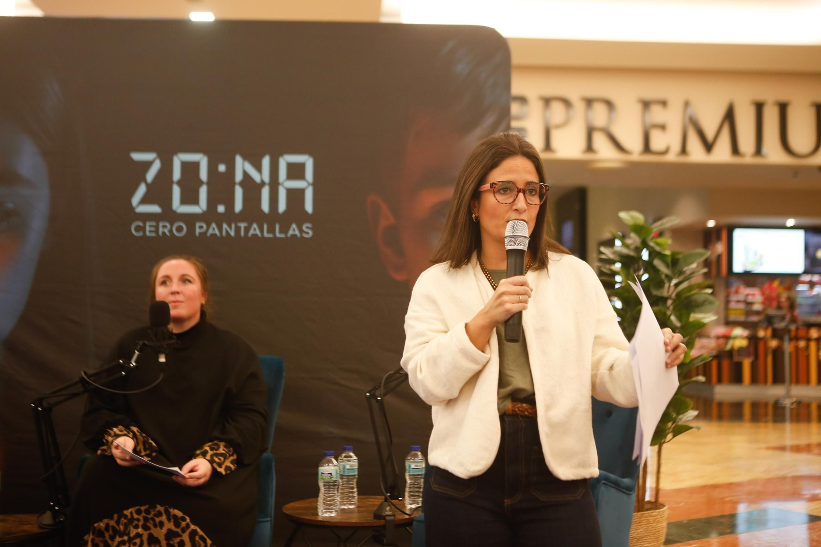 Fotos de la Zona Cero Pantallas del Centro Comercial Puerta Europa de Algeciras