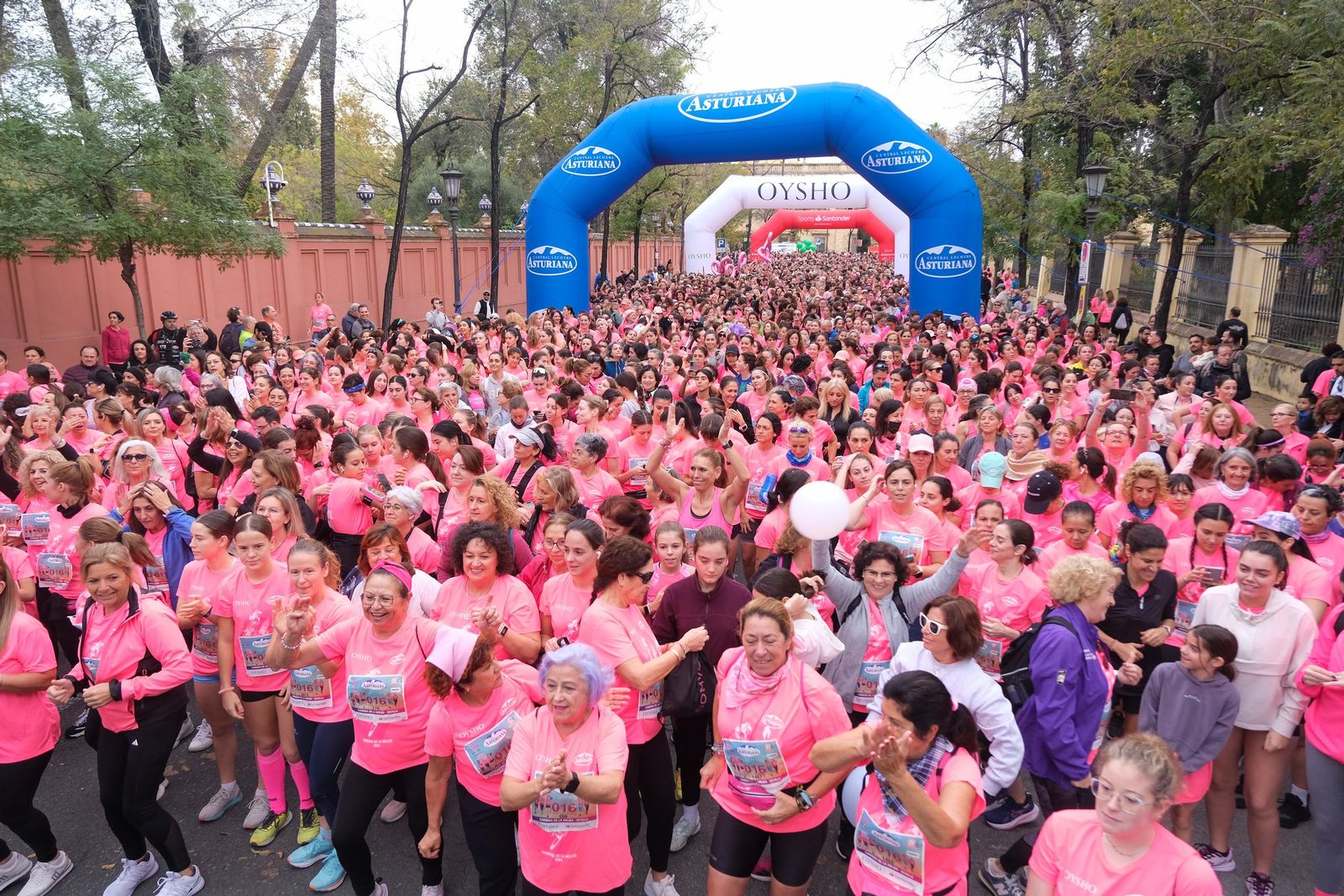Búscate en la carrera de la mujer