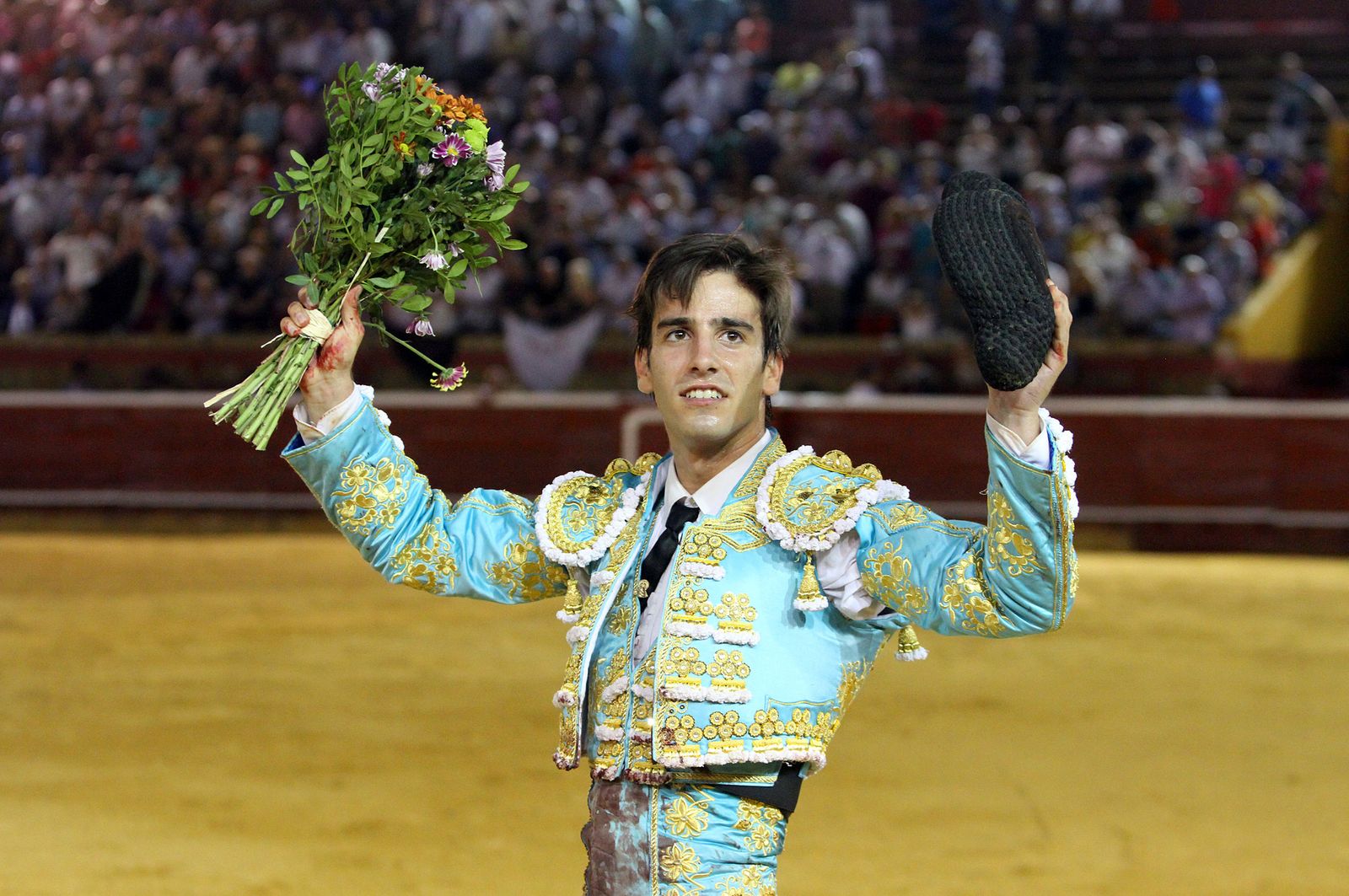 Imágenes de la Novillada de Rafael Serna, Emilio Silvera y Rodrigo Molina.