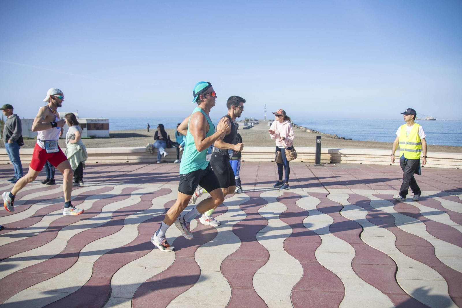 El Medio Maratón de Almería 2025, en imágenes