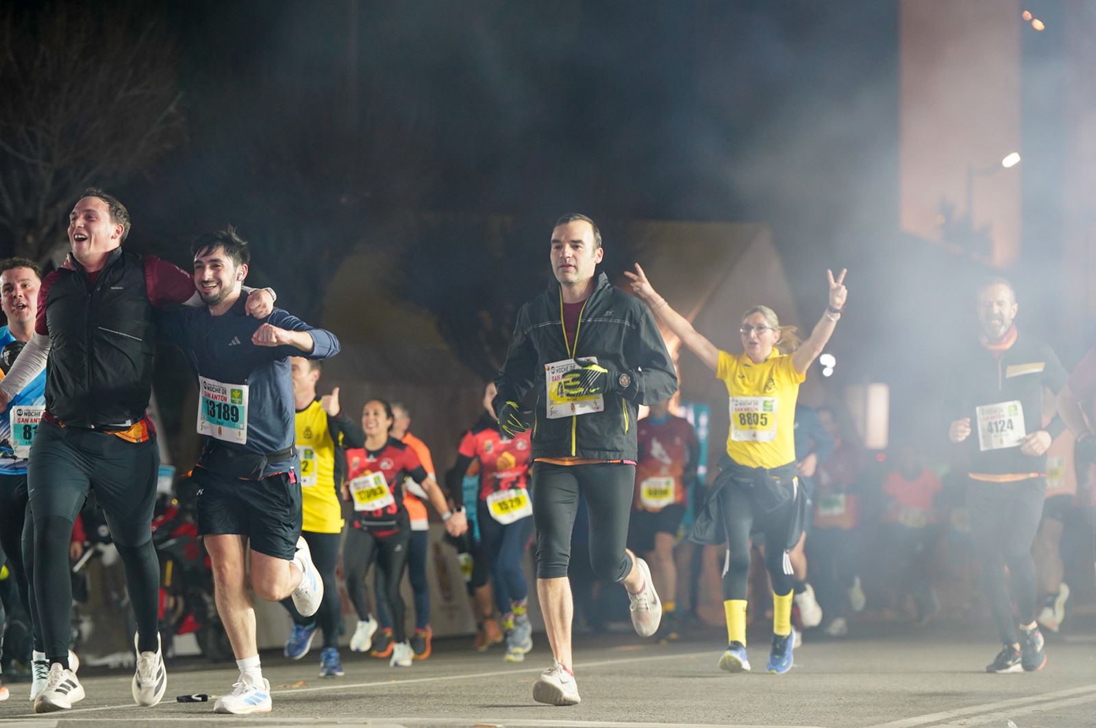En imágenes: búscate en tu llegada a meta de la Carrera de San Antón 2026 (12)