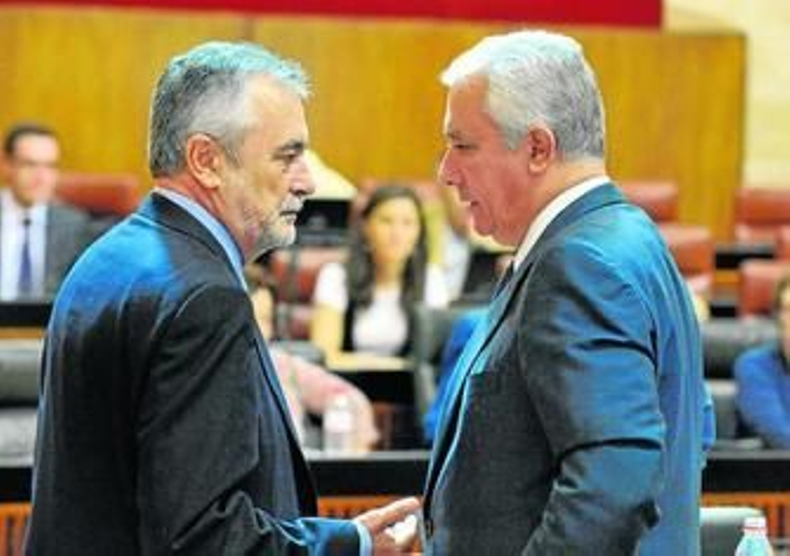 Griñán y Arenas quedaron ayer para verse el martes y hablar de la gran caja andaluza.