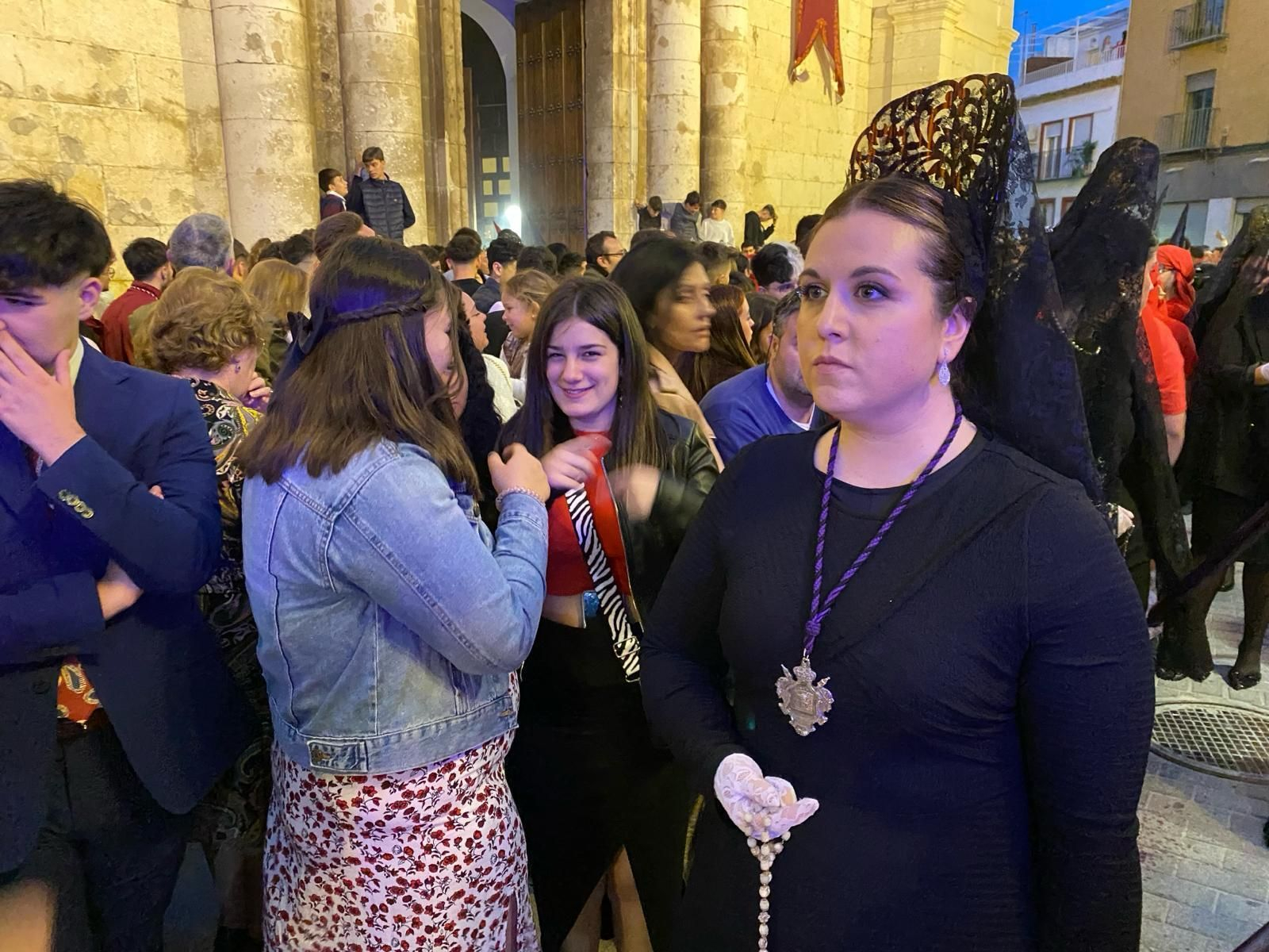 Tarde de Domingo de Ramos con cielos grises