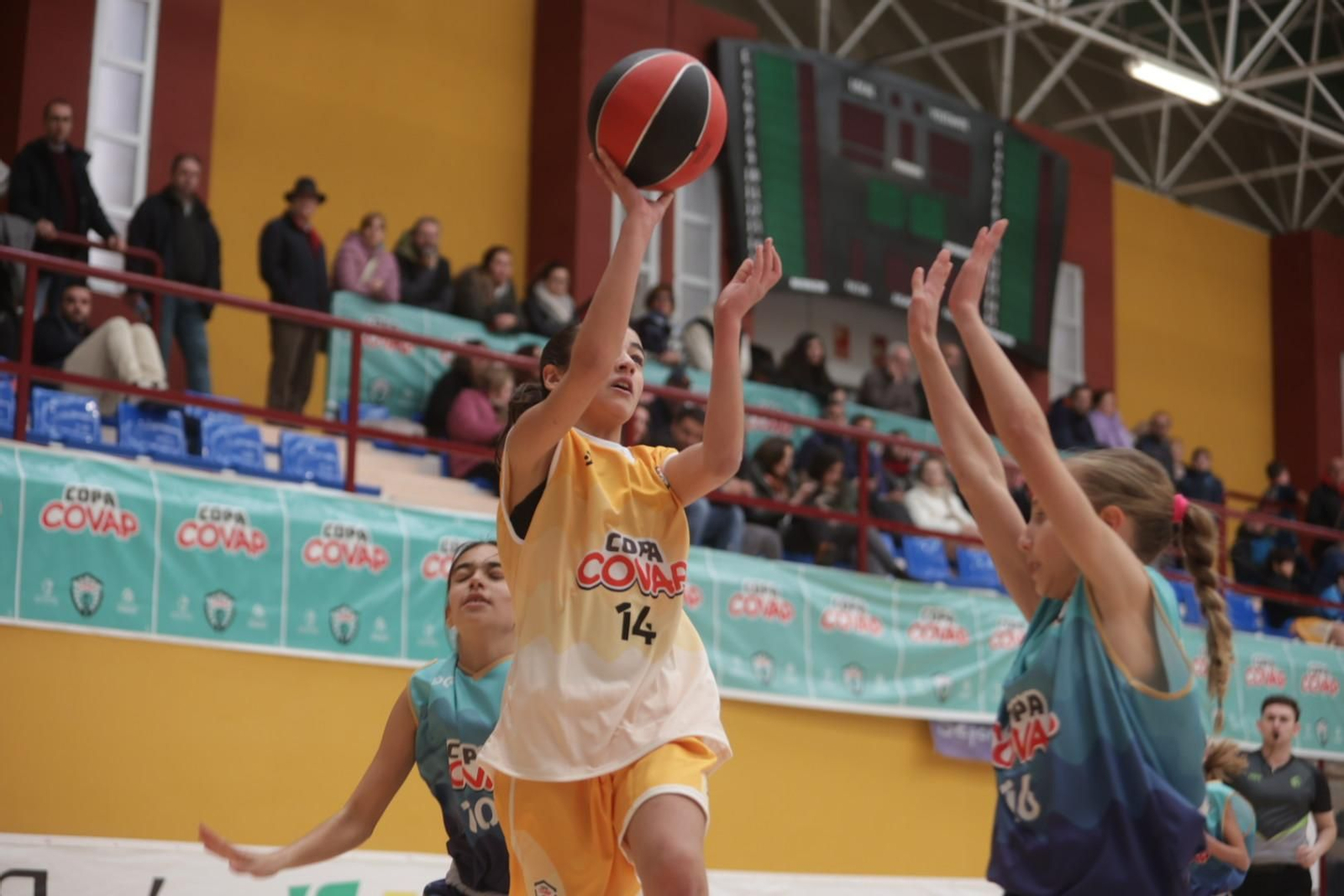 Copa COVAP en Martos: deporte, hábitos saludables y gestión emocional, en imágenes