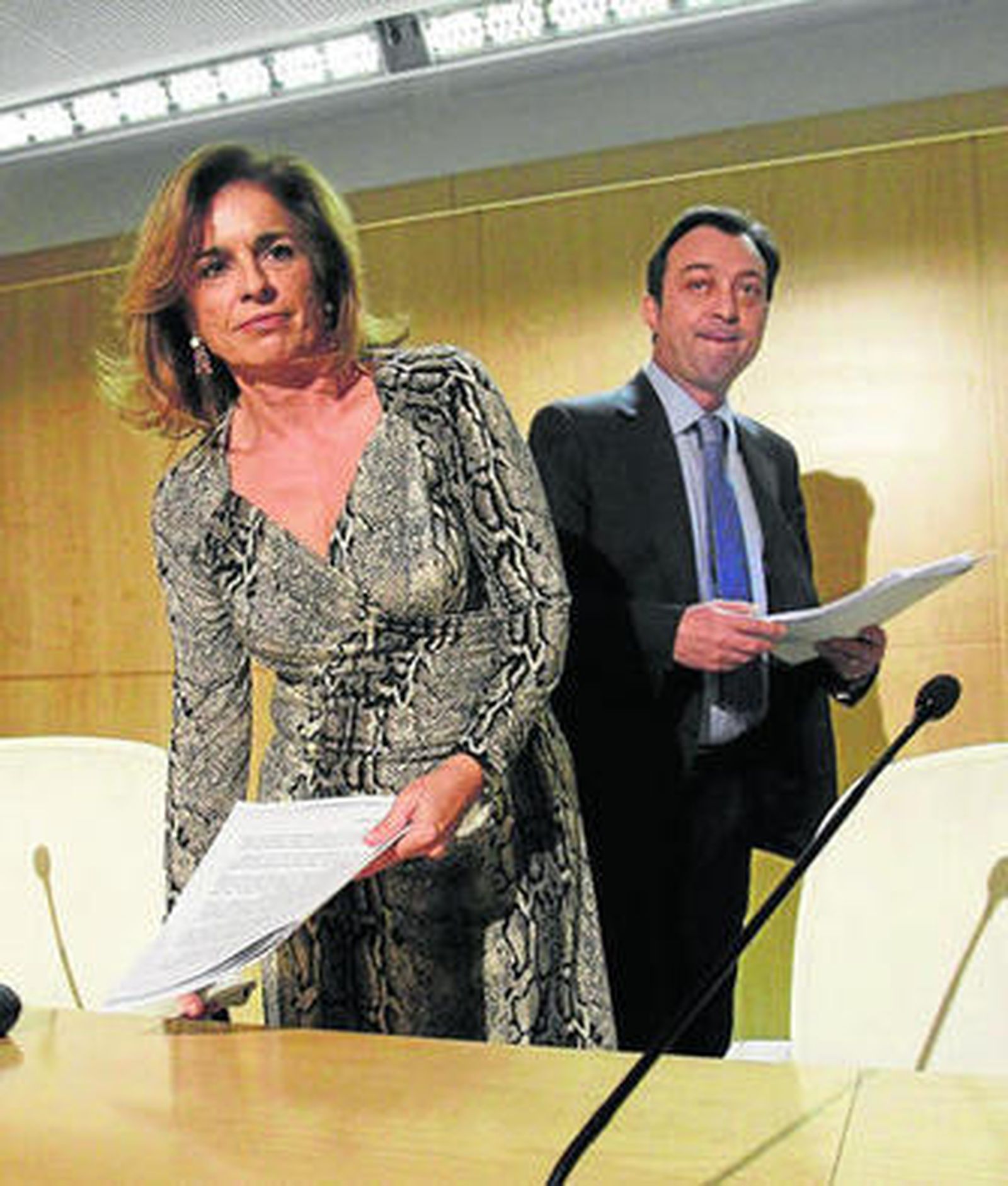 Ana Botella y Manuel Cobo, el día en que éste anunció su marcha del Ayuntamiento de Madrid.