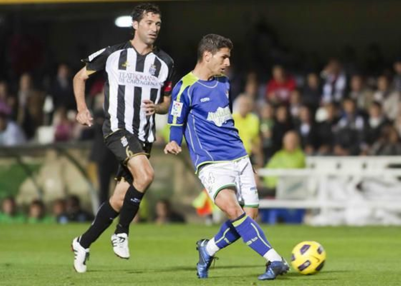 Los de Pepe Mel se dejan remontar en dos minutos.

Foto: LOF