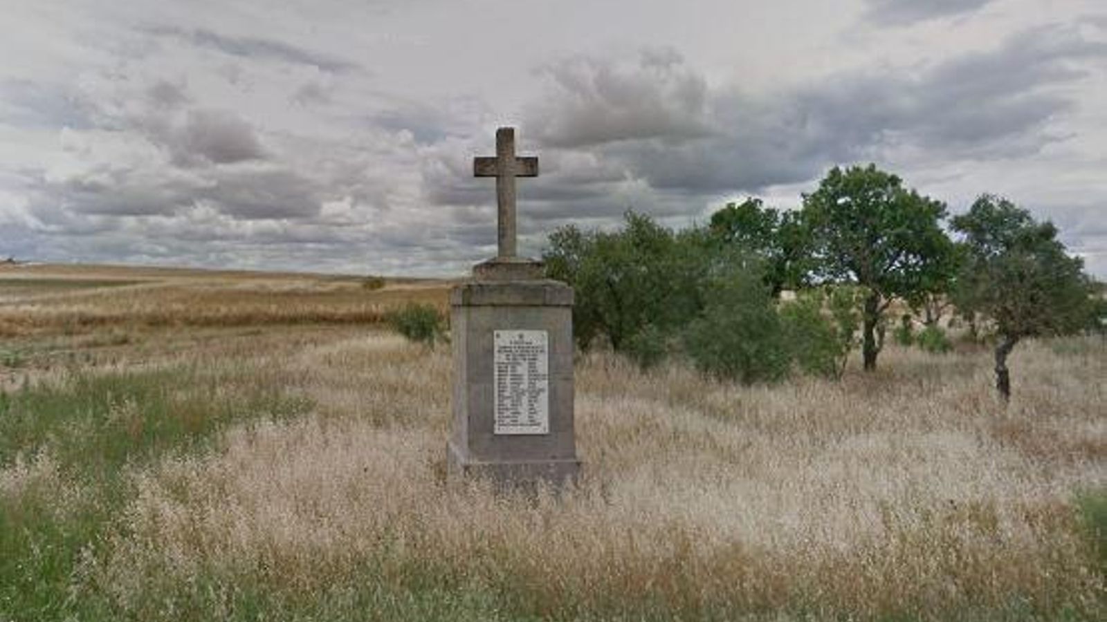 Cruz a los caídos en Belalcázar.