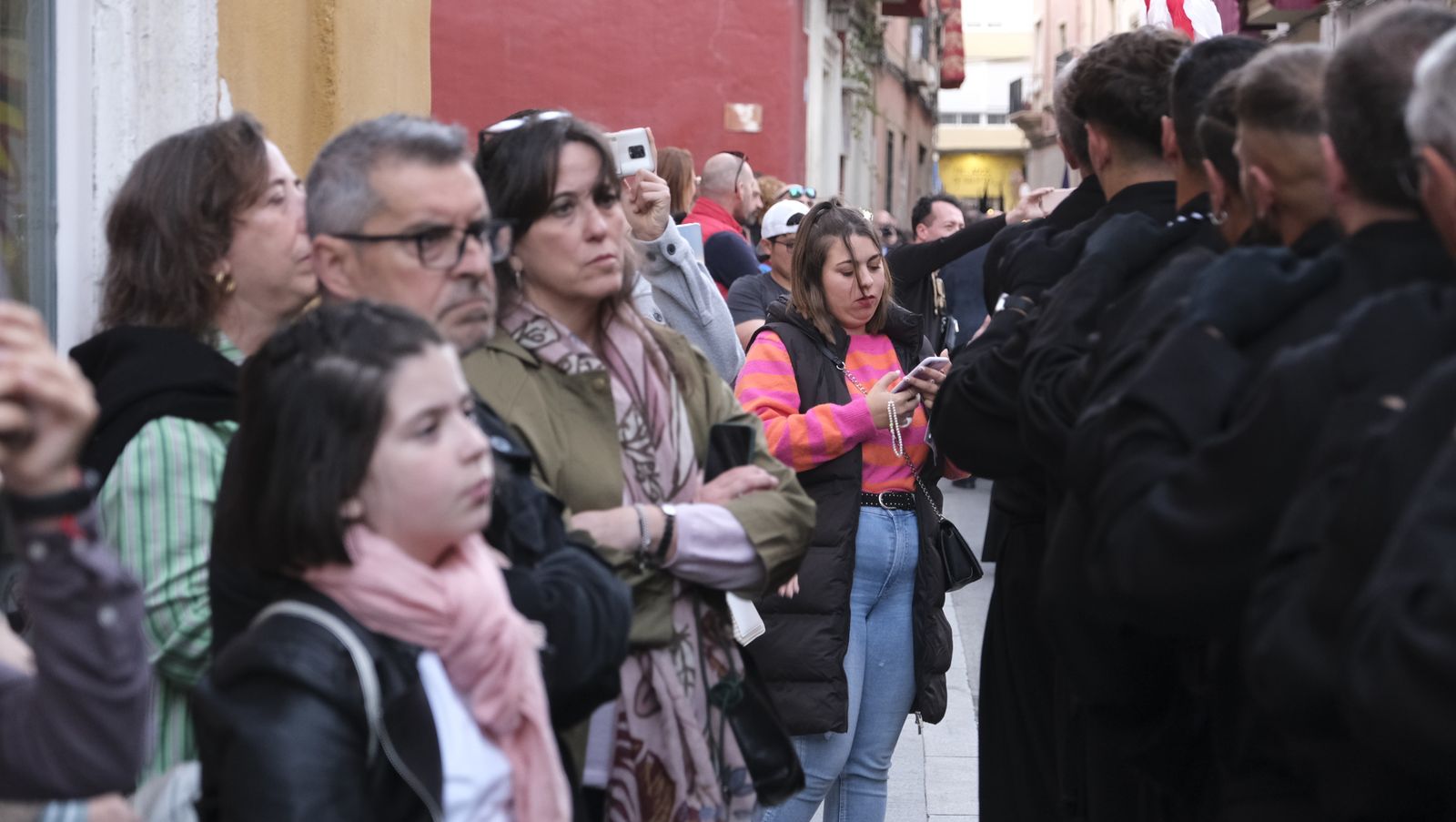 Procesión del Santo Entierro en Almería, en imágenes