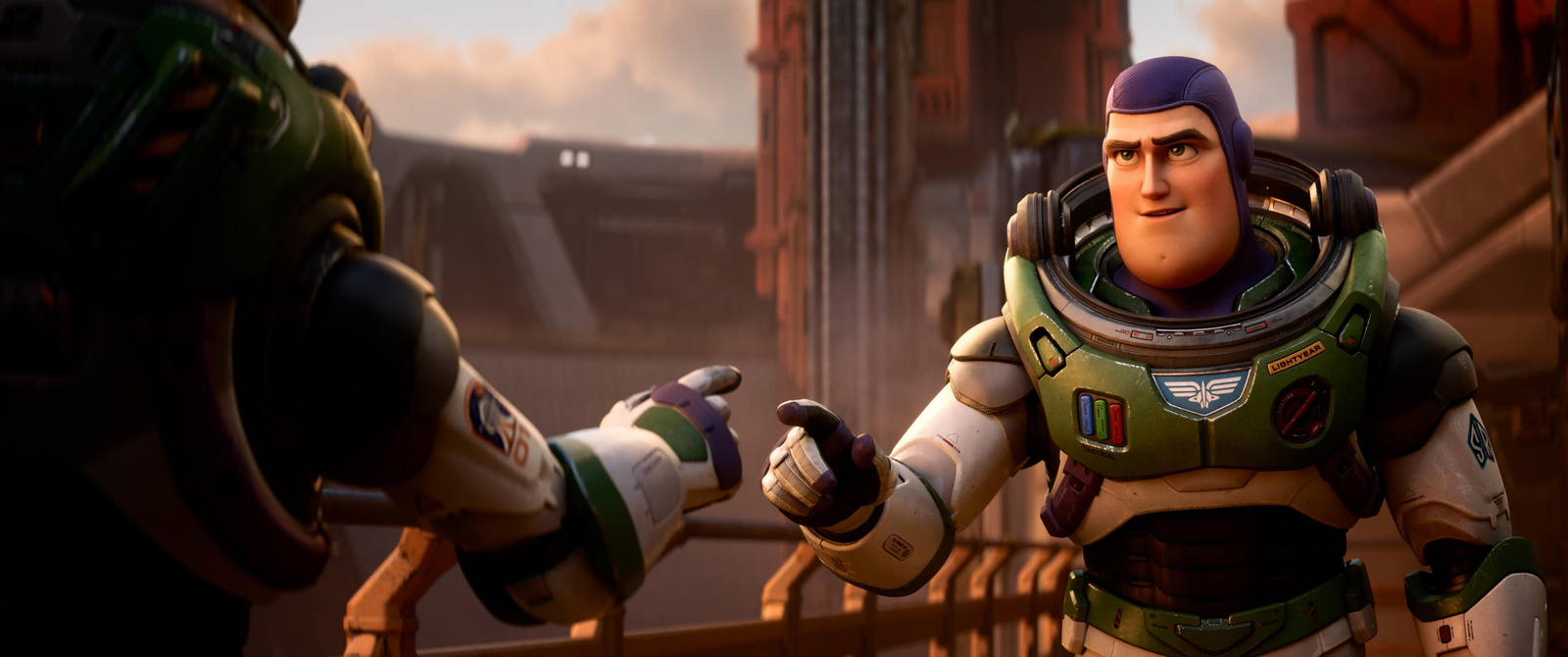 Fotograma de 'Lightyear'