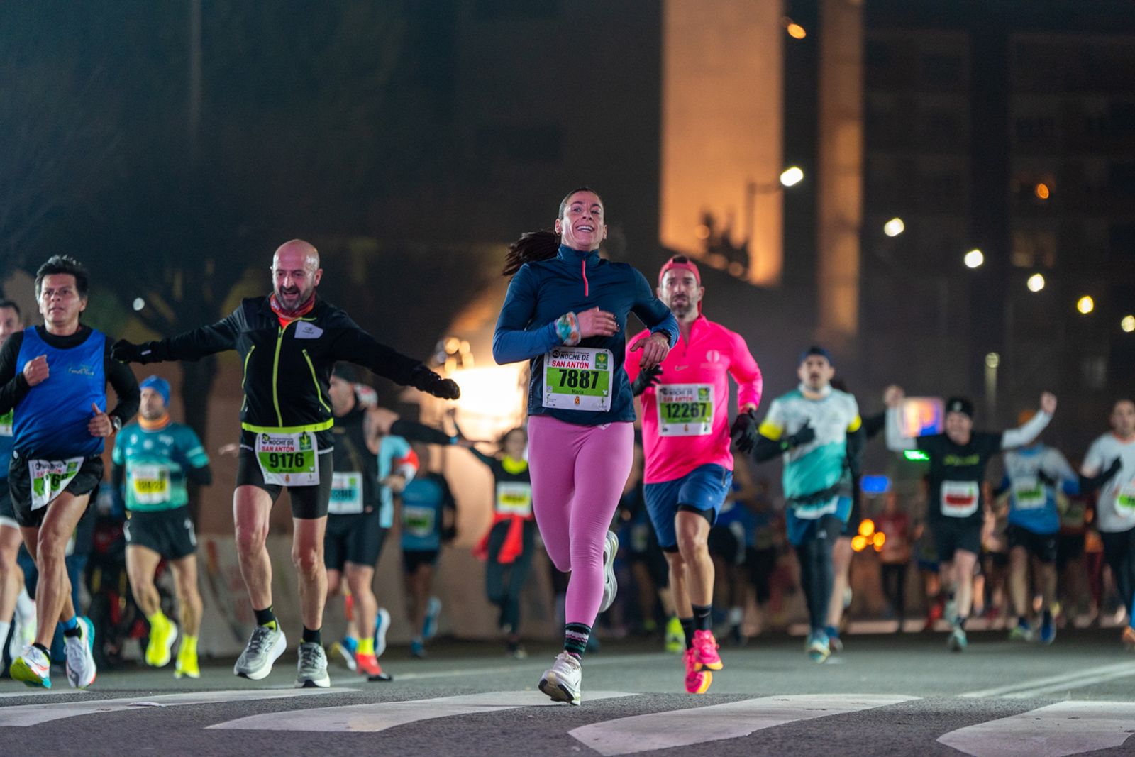 En imágenes: búscate en tu llegada a meta de la Carrera de San Antón 2026 (8)