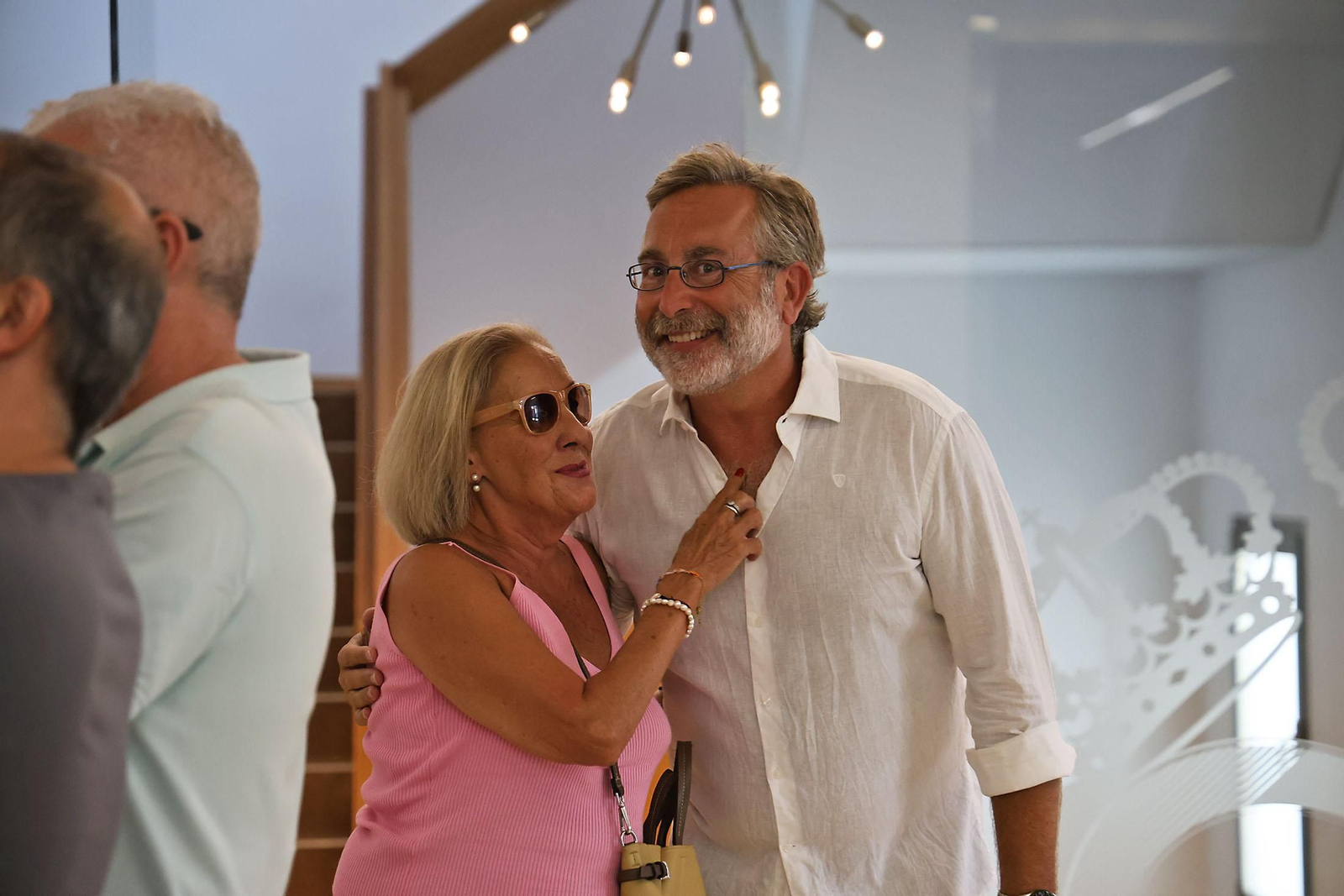 Imágenes de presentación de la guía de la Procesión Magna Mariana 2025 de Huelva Información