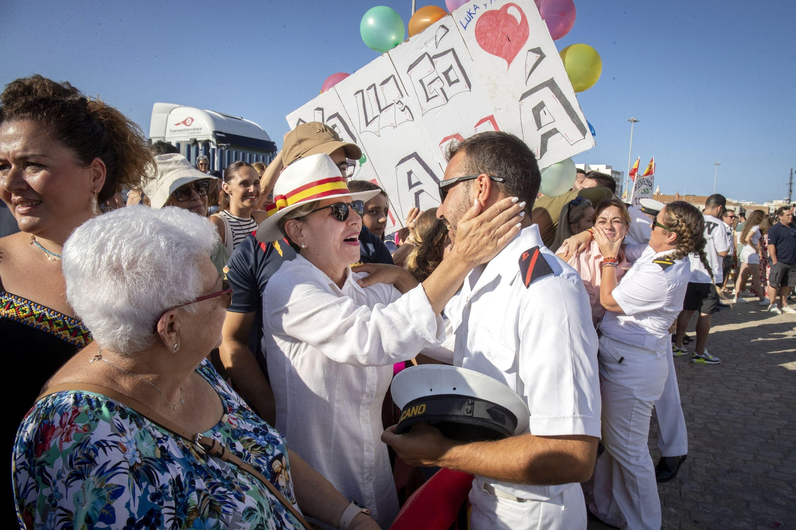 Armada: Las mejores imágenes de la llegada del 'Juan Sebastián de Elcano' a Cádiz Armada: Las mejores imágenes de la llegada del 'Juan Sebastián de Elcano' a Cádiz