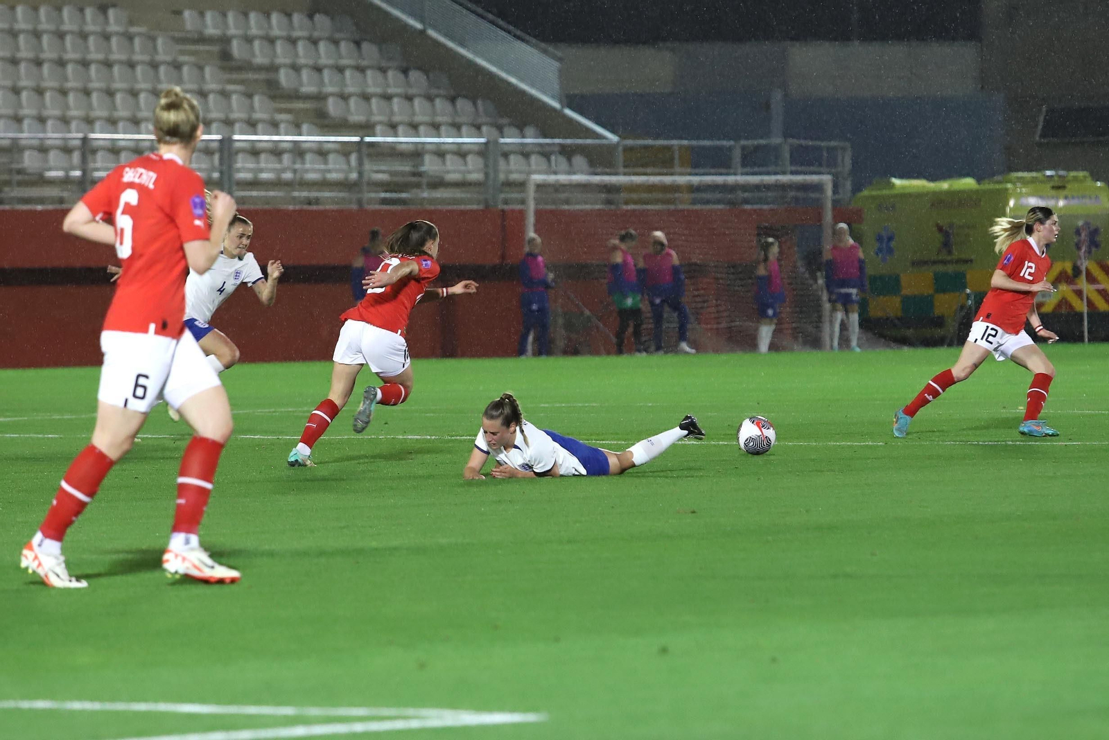 LAS FOTOS DEL AMISTOSO INGLATERRA-AUSTRIA FEMENINO EN ALGECIRAS