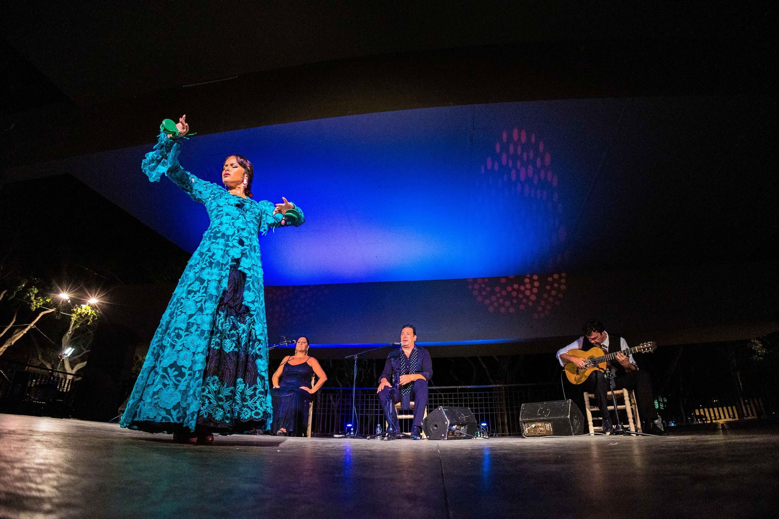 La Isla Ciudad Flamenca: Noche de baile en el Parque de San Fernando