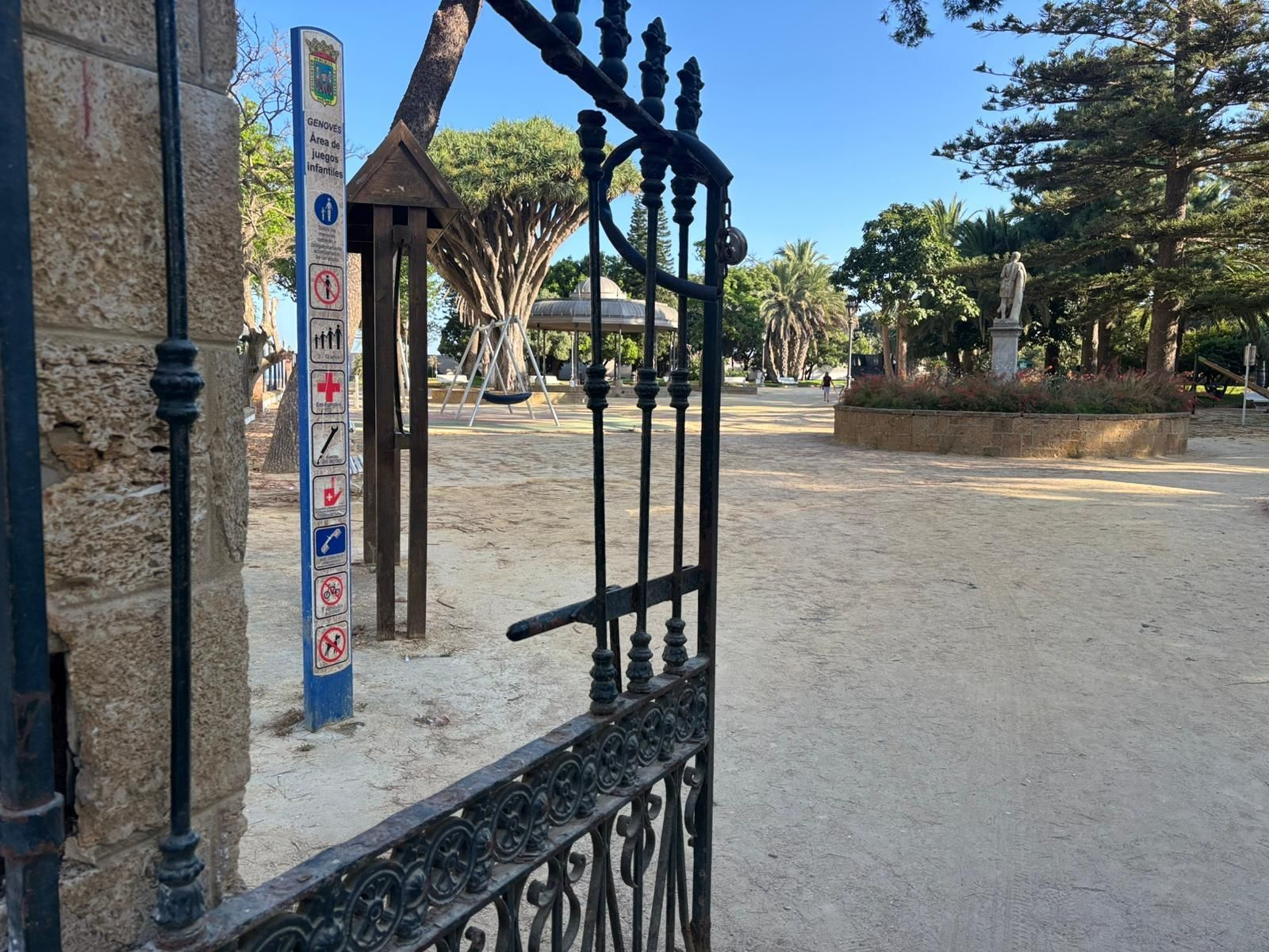 El Parque Genovés abandonado