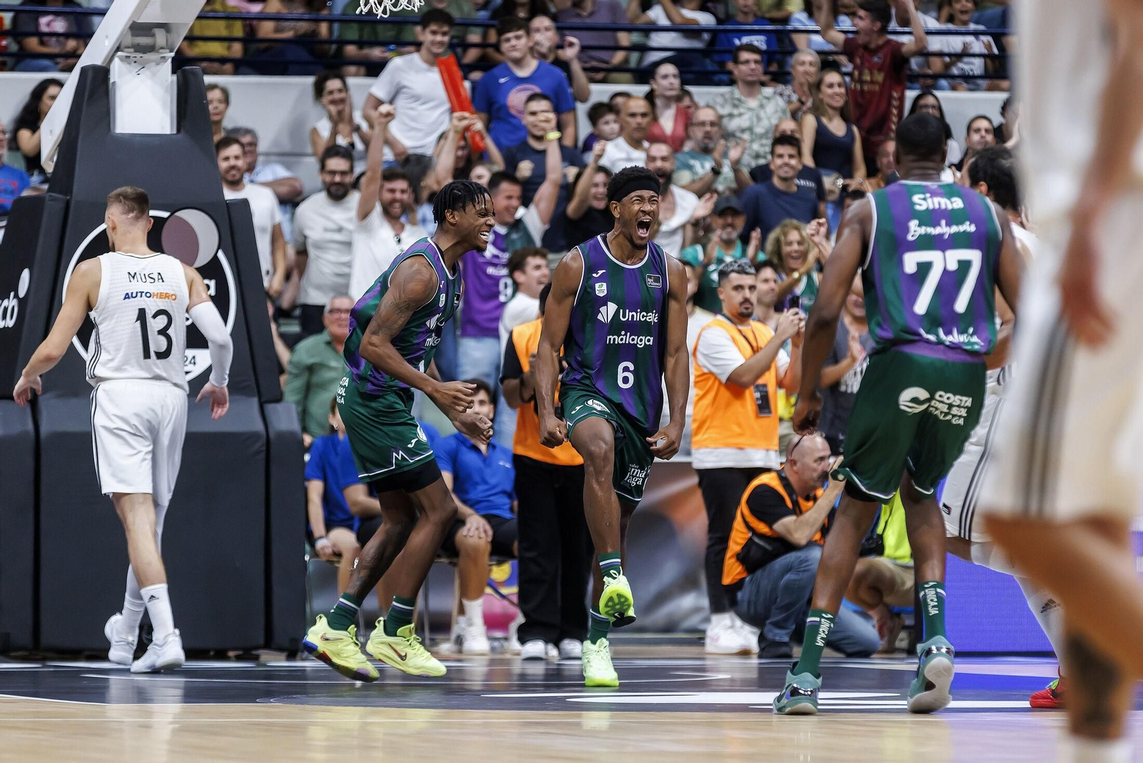El Unicaja se proclamó campeón de la Supercopa ACB.
